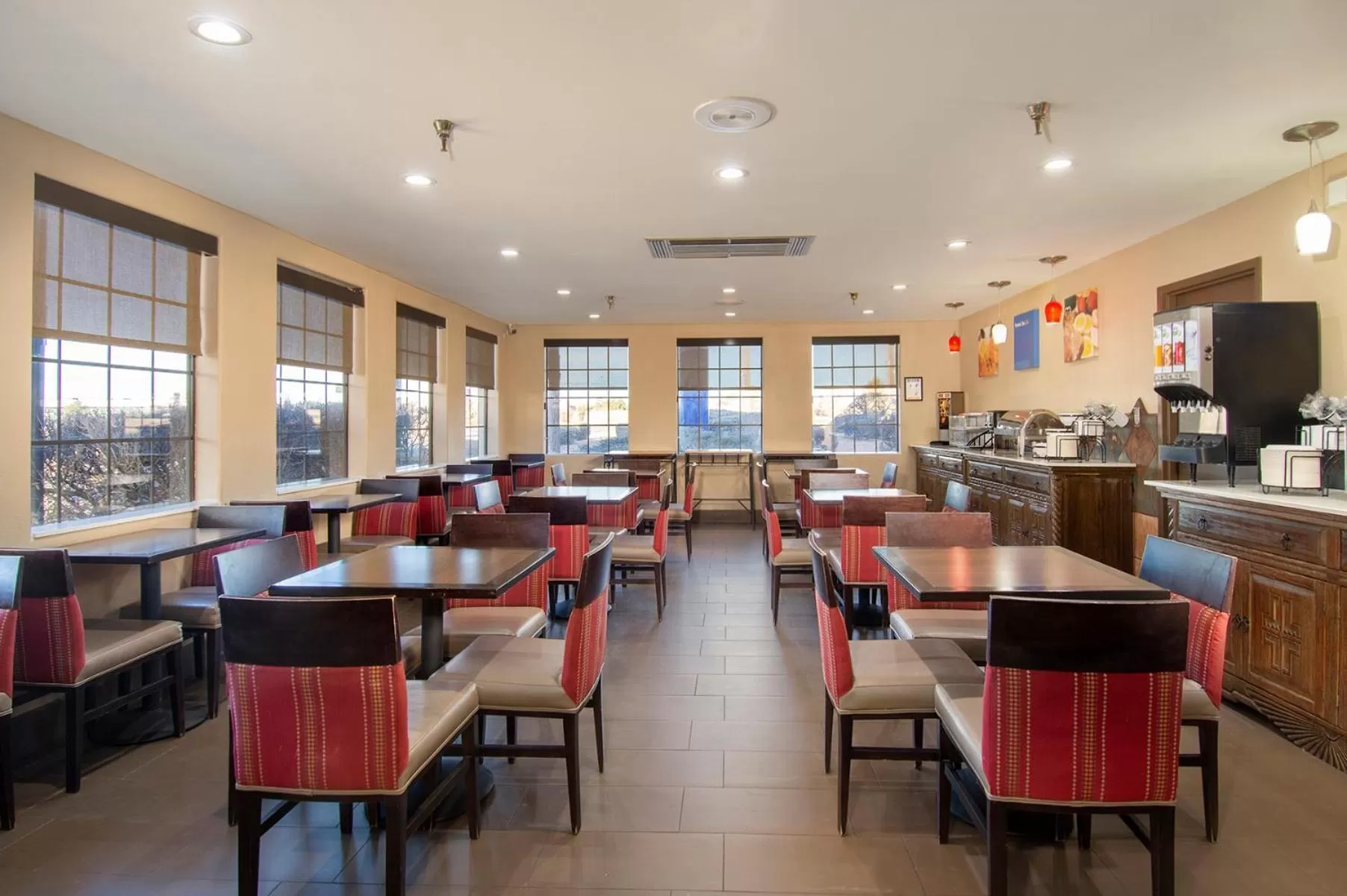 Breakfast in Comfort Inn Santa Fe