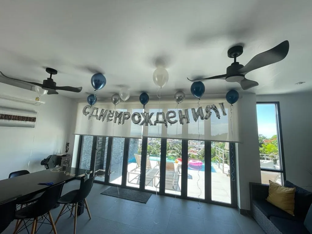 Banquet/Function facilities in Baan Saint-Tropez Seaview Villas Kata Beach