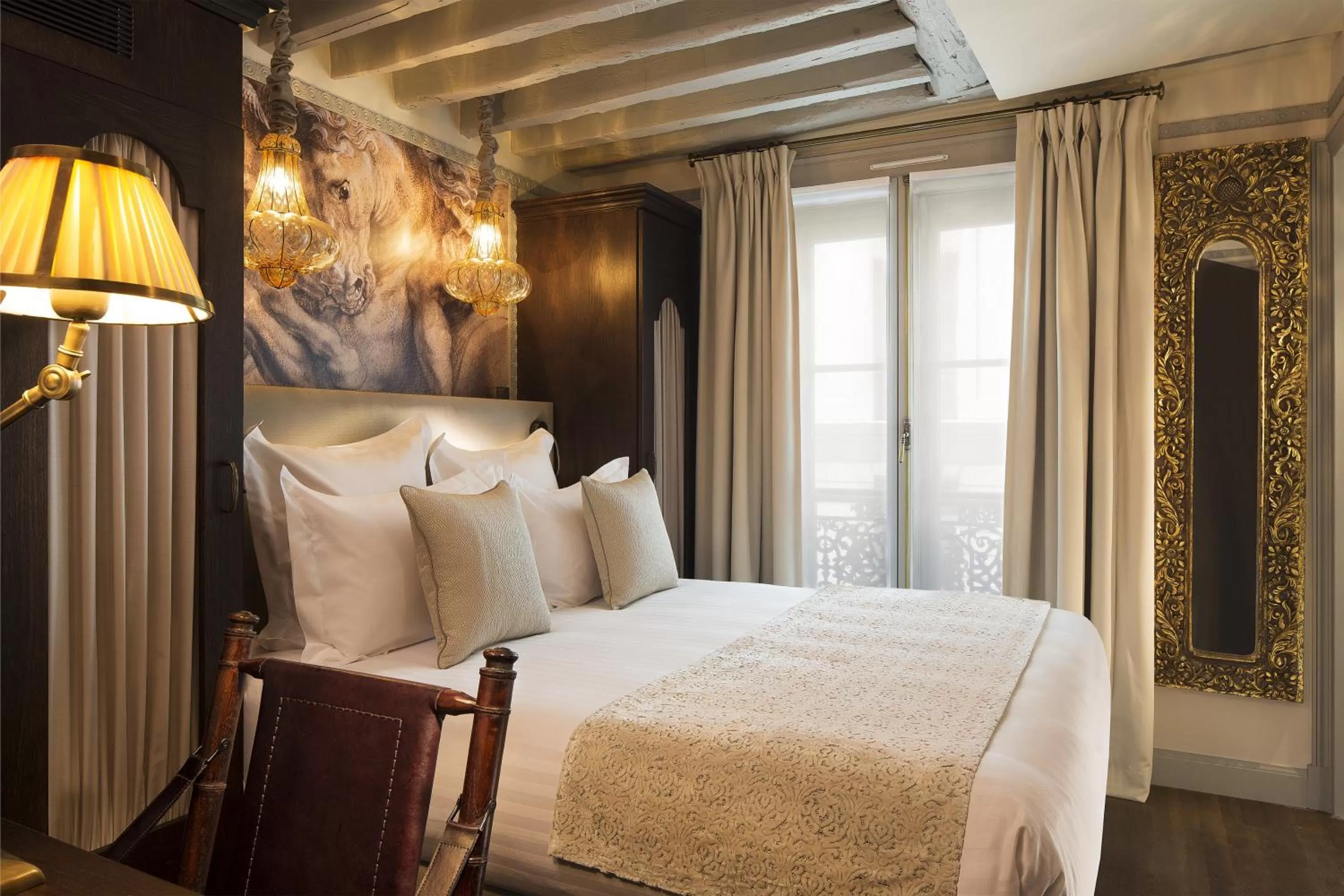 Bedroom, Bed in Hôtel Da Vinci & Spa