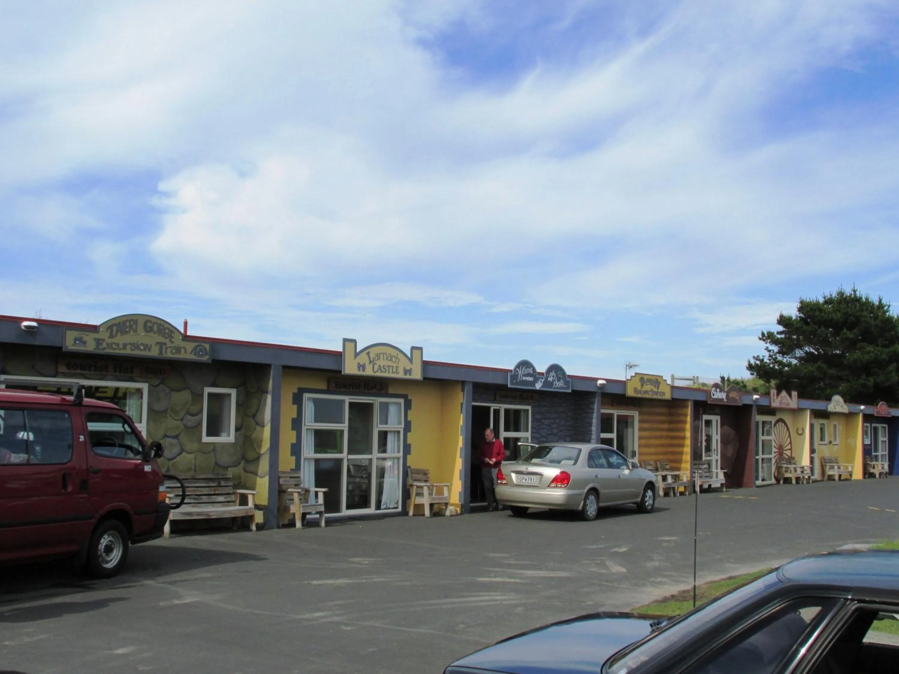 Property building in Dunedin Holiday Park