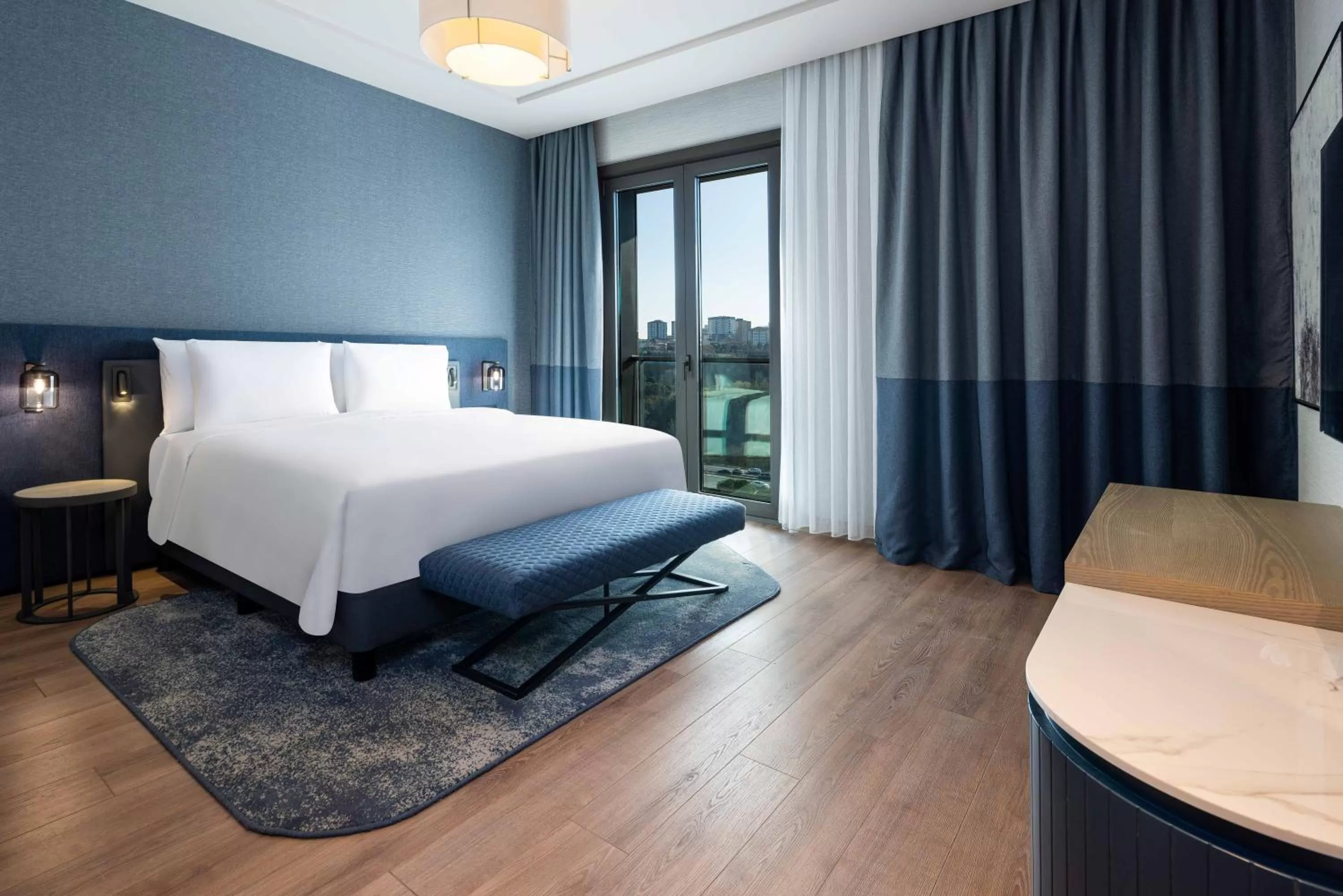 Bedroom, Bed in Movenpick Living Istanbul Camlivadi