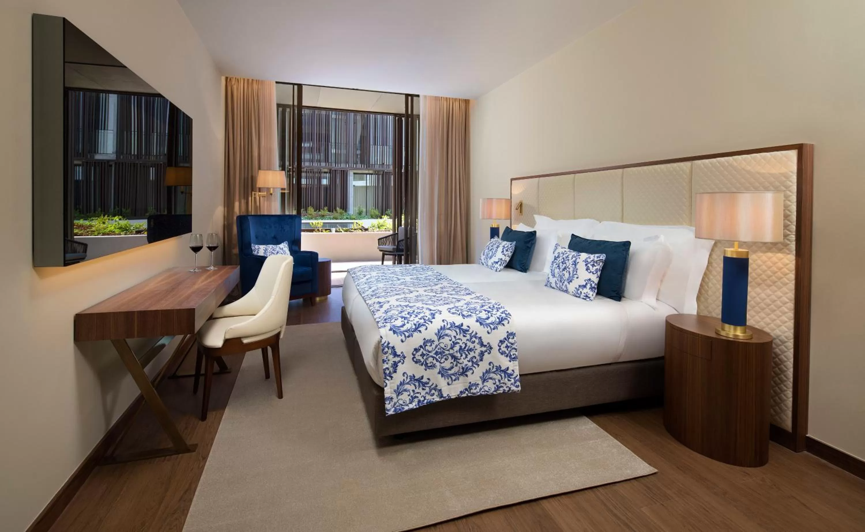 Boeira Garden Hotel Porto Gaia, Curio Collection by Hilton