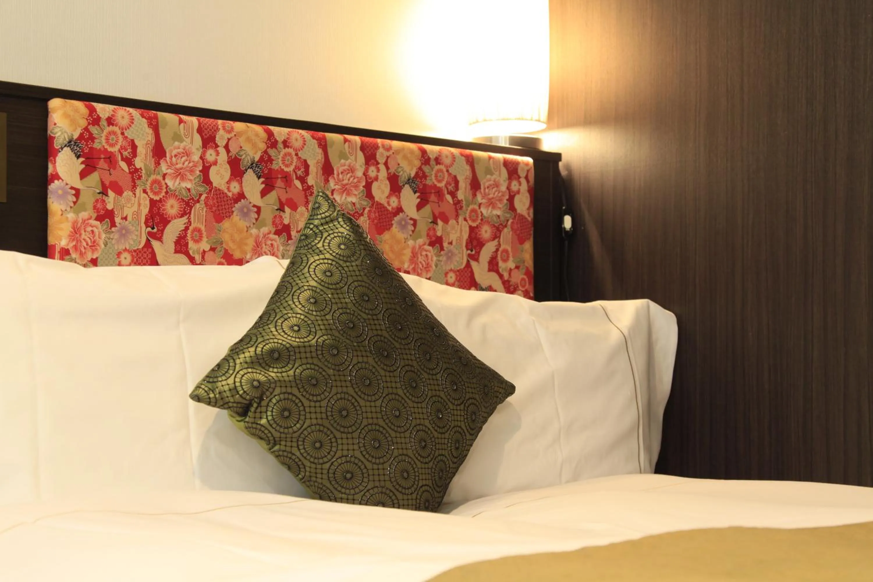 Photo of the whole room, Bed in Centurion Hotel Grand Akasakamitsuke Station