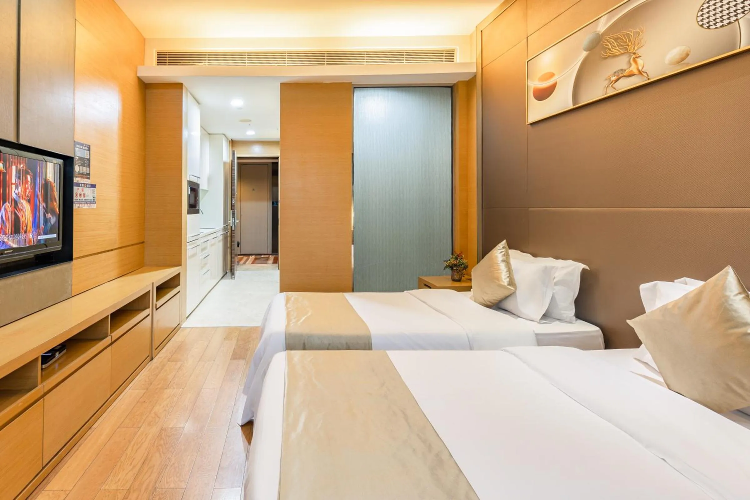 Bed in Guangzhou Xing Yi International Apartment - Poly World Branch