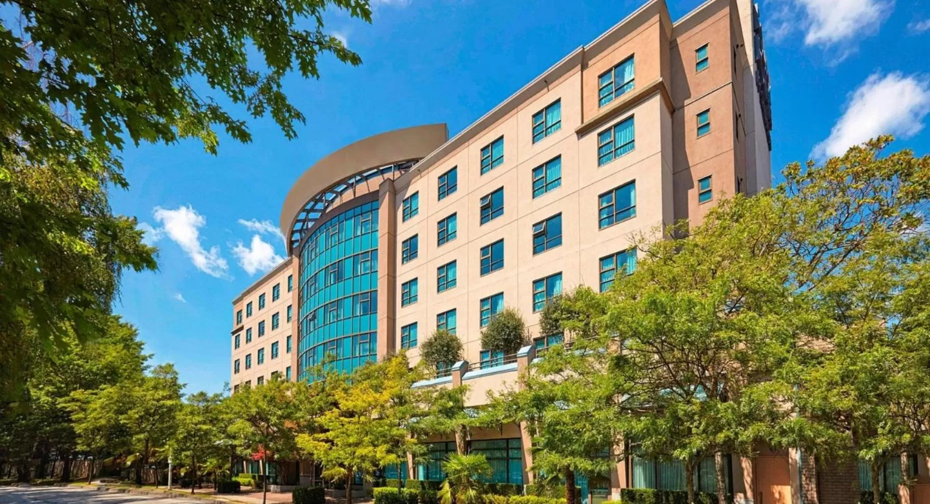 Grand Park Hotel Vancouver Airport, an Ascend Collection Hotel