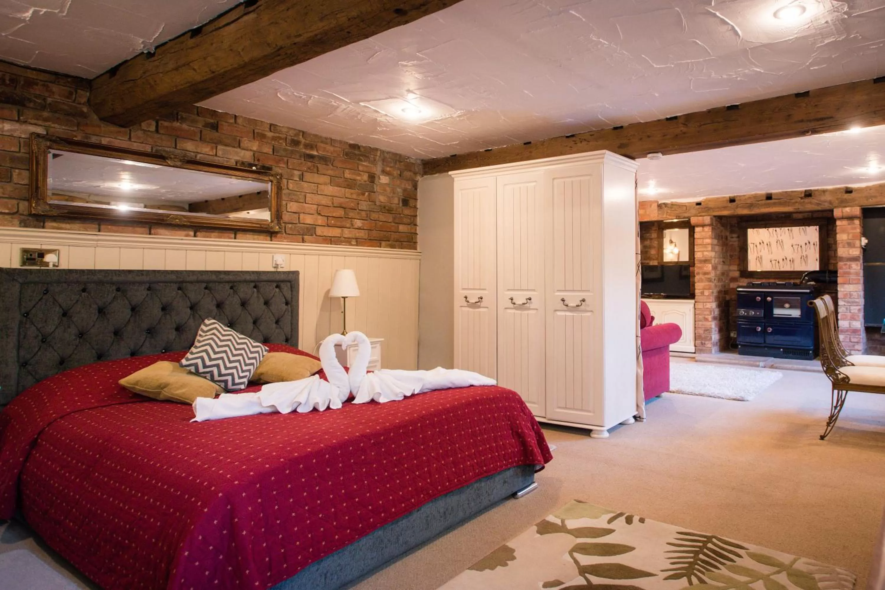 Photo of the whole room, Bed in The Royal Arms Bed & Breakfast