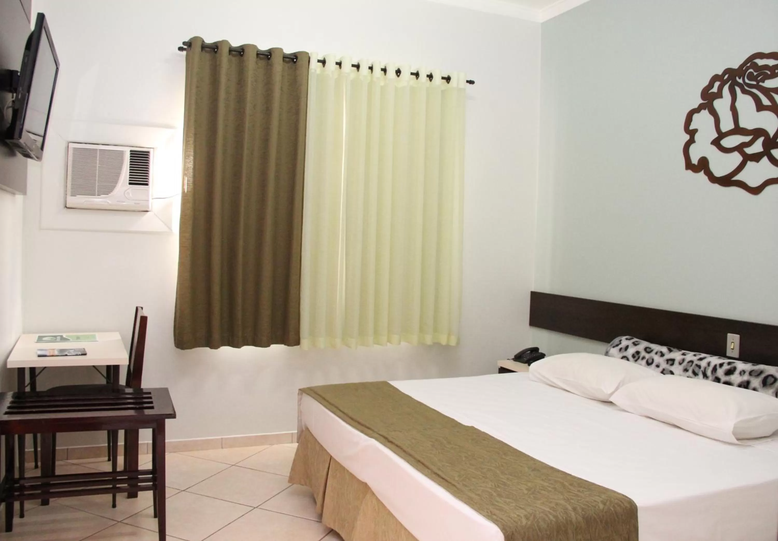 Bed, Room Photo in Novo Hotel Herta