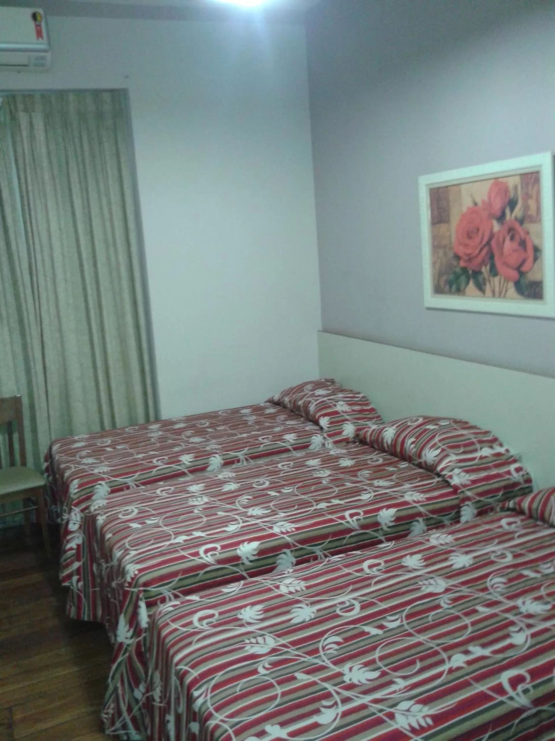 Photo of the whole room, Bed in Hotel Venezuela