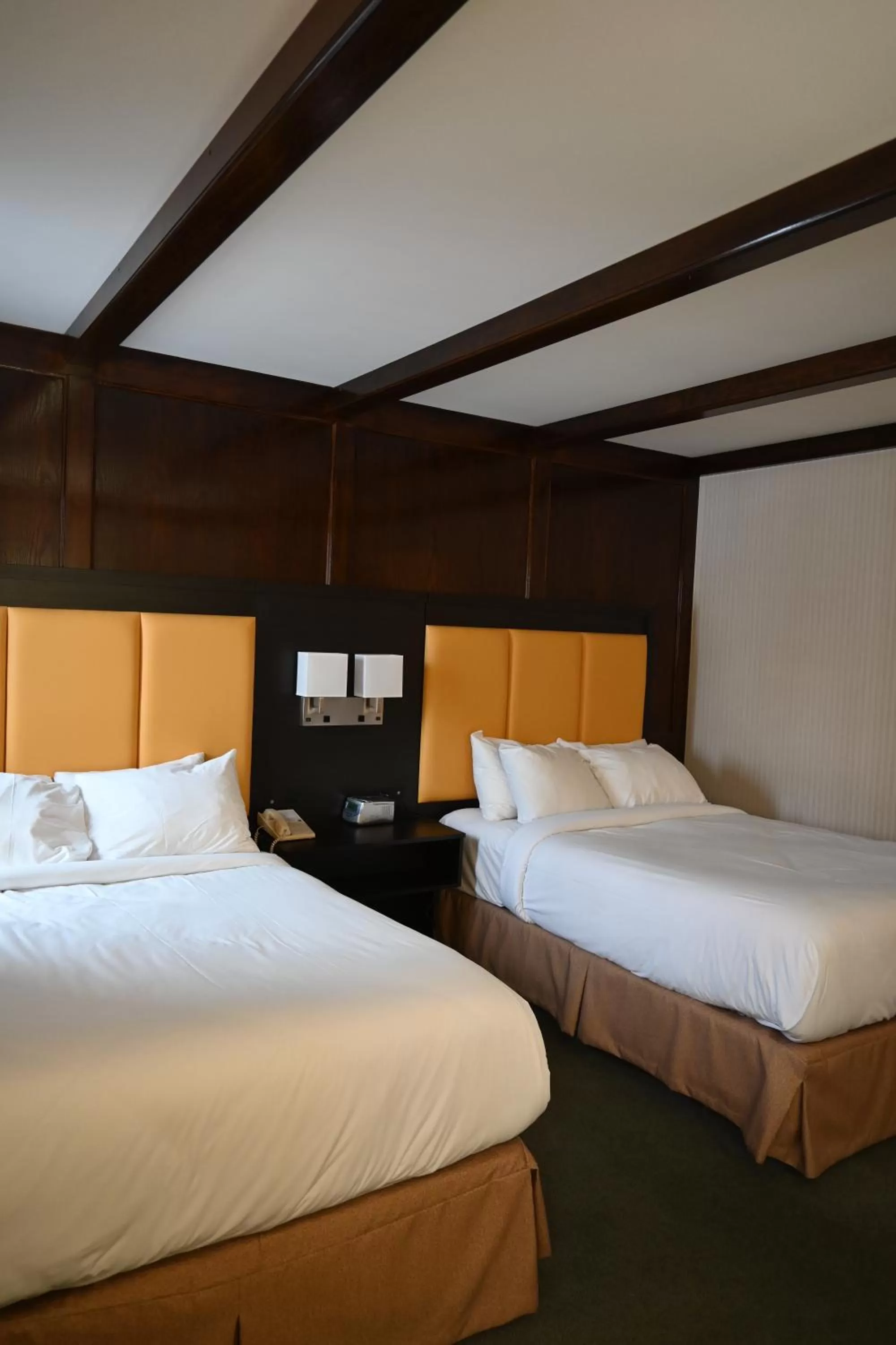 Bed in The Gananoque Inn