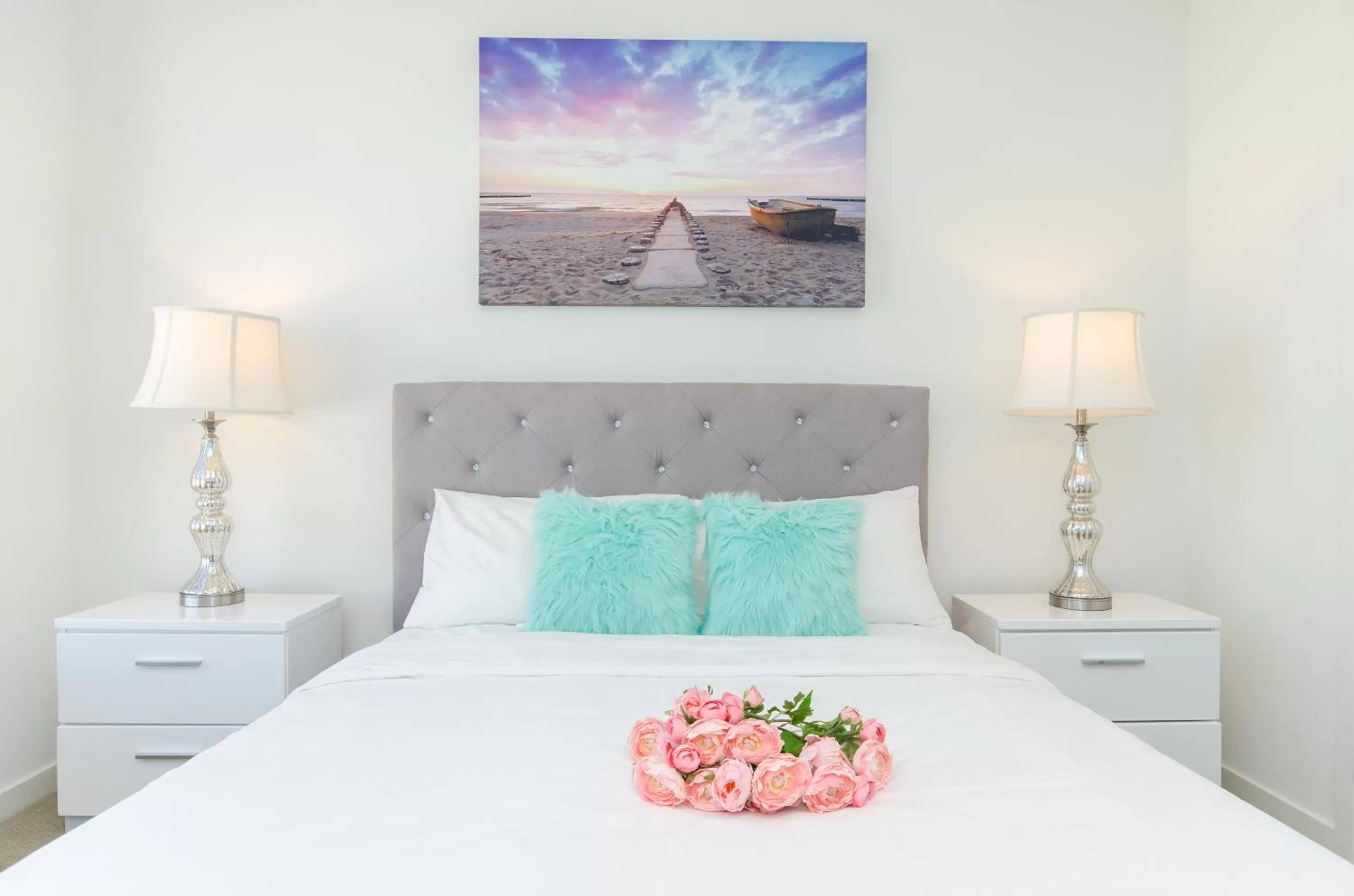 Bed in Modern Apartment Rentals