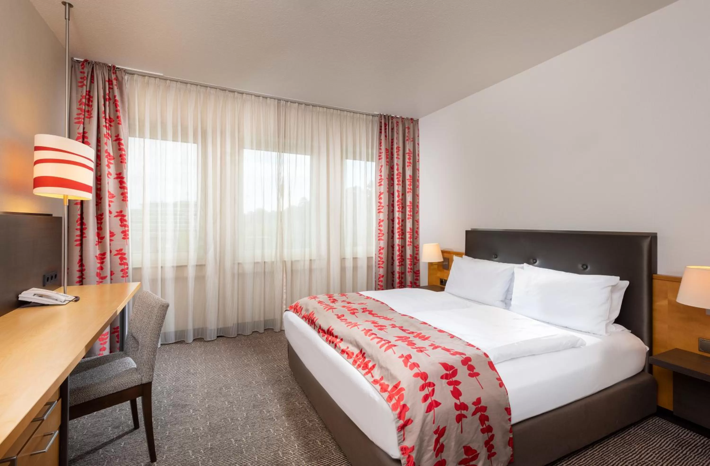 Photo of the whole room, Bed in Holiday Inn Frankfurt Airport - Neu-Isenburg by IHG