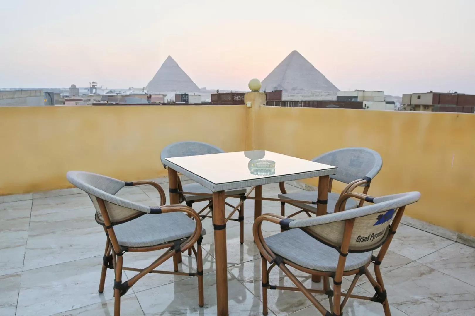 Grand Pyramid View Hotel