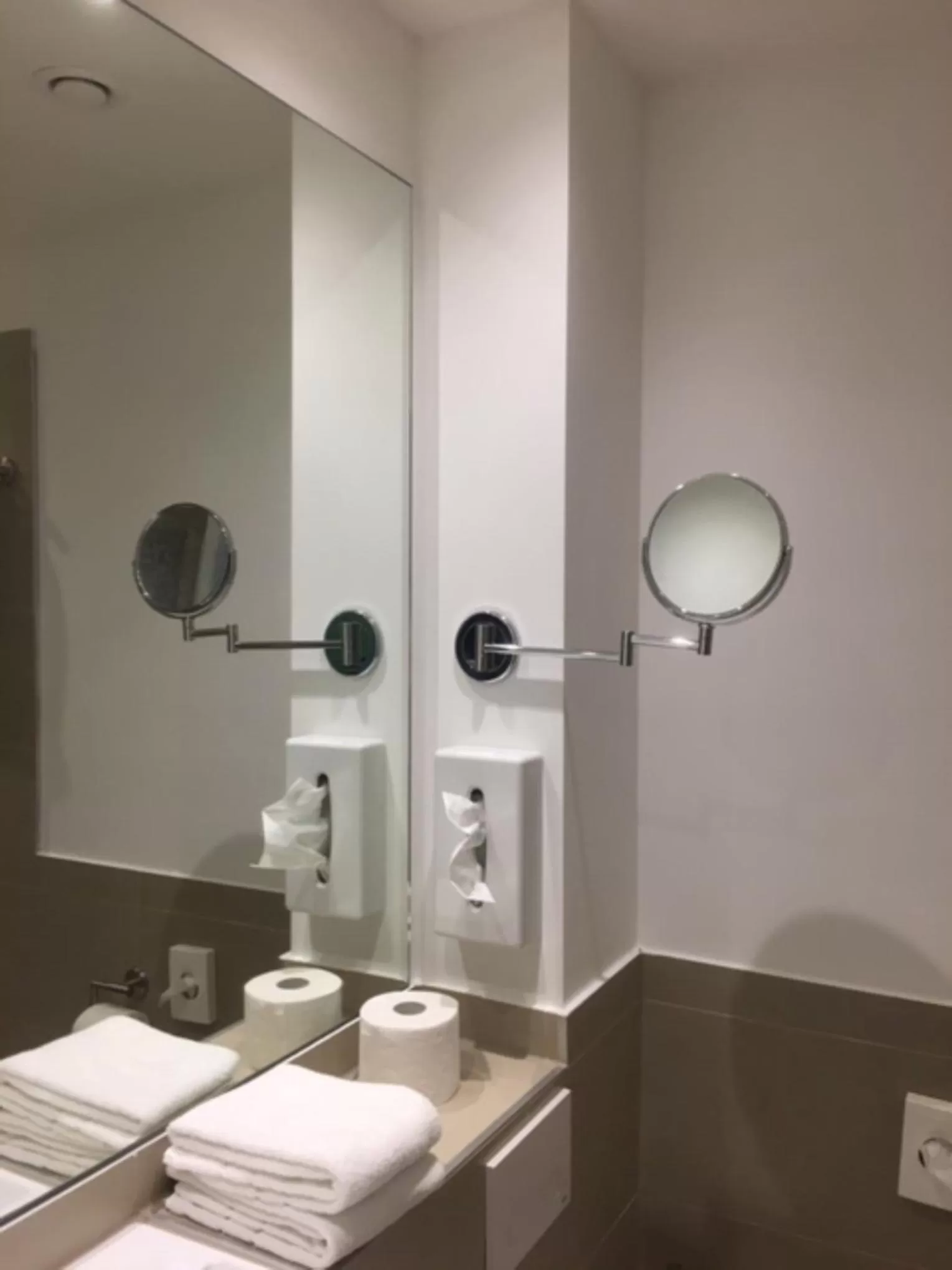 Bathroom in SleepySleepy Hotel Dillingen