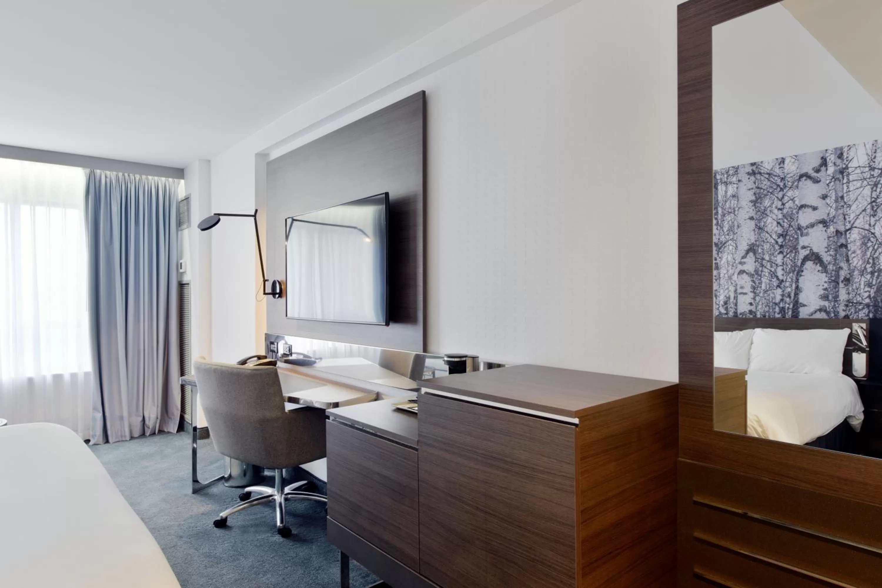 TV and multimedia, Bed in Novotel Ottawa City Centre Hotel