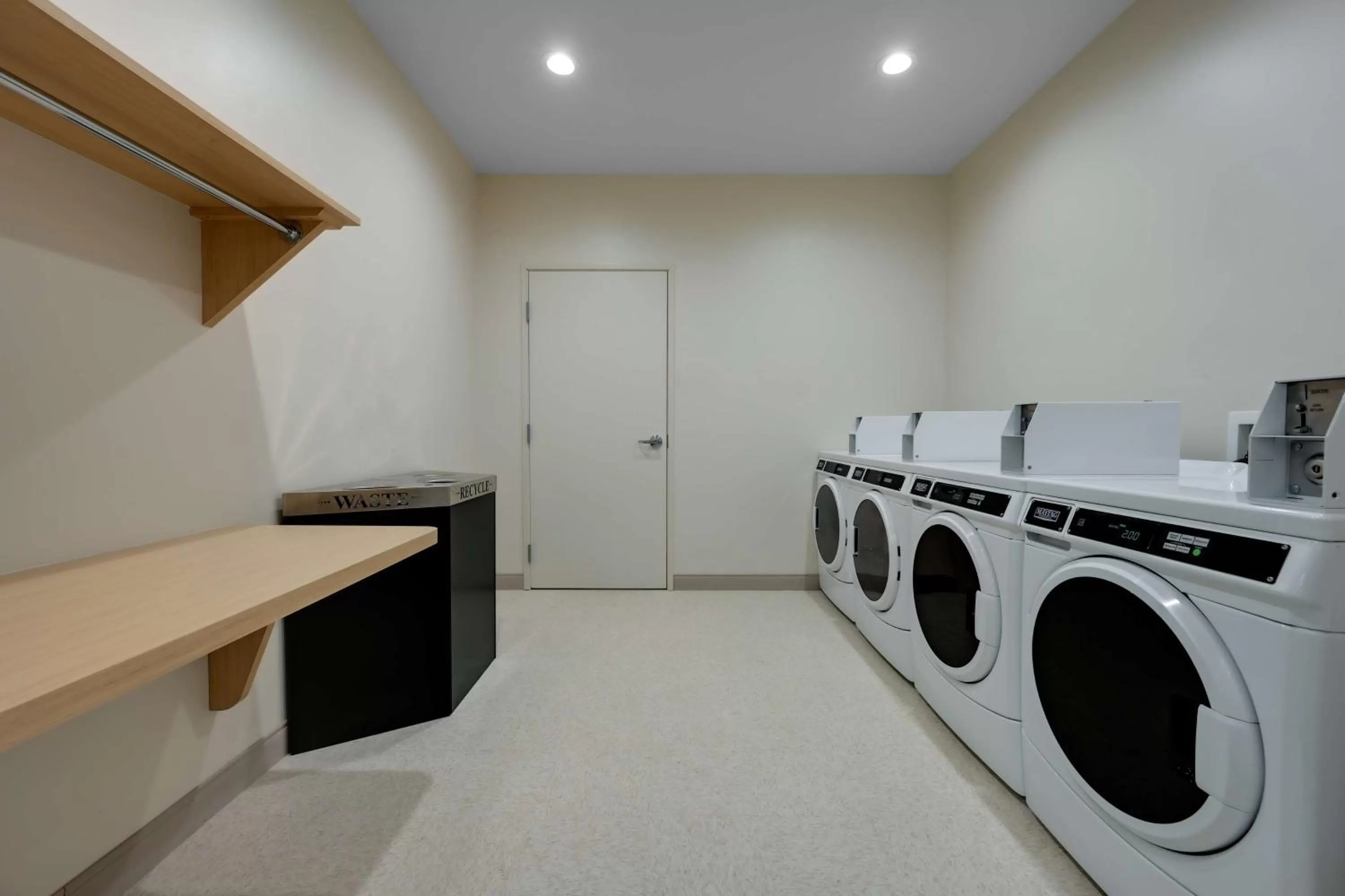 Property building in Home2 Suites By Hilton Temple