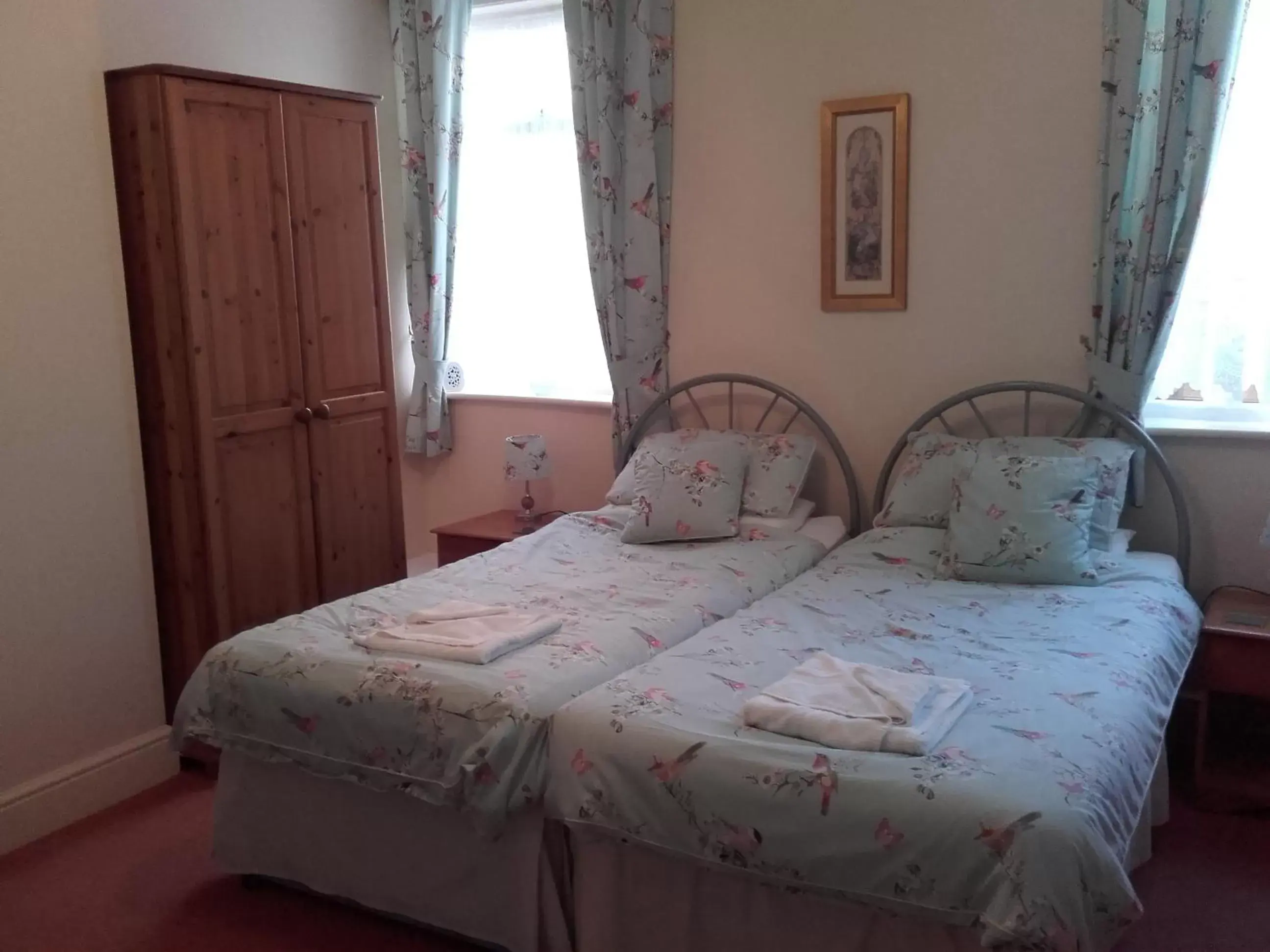 Twin Room in Clumber House Hotel Twin Room in Clumber House Hotel