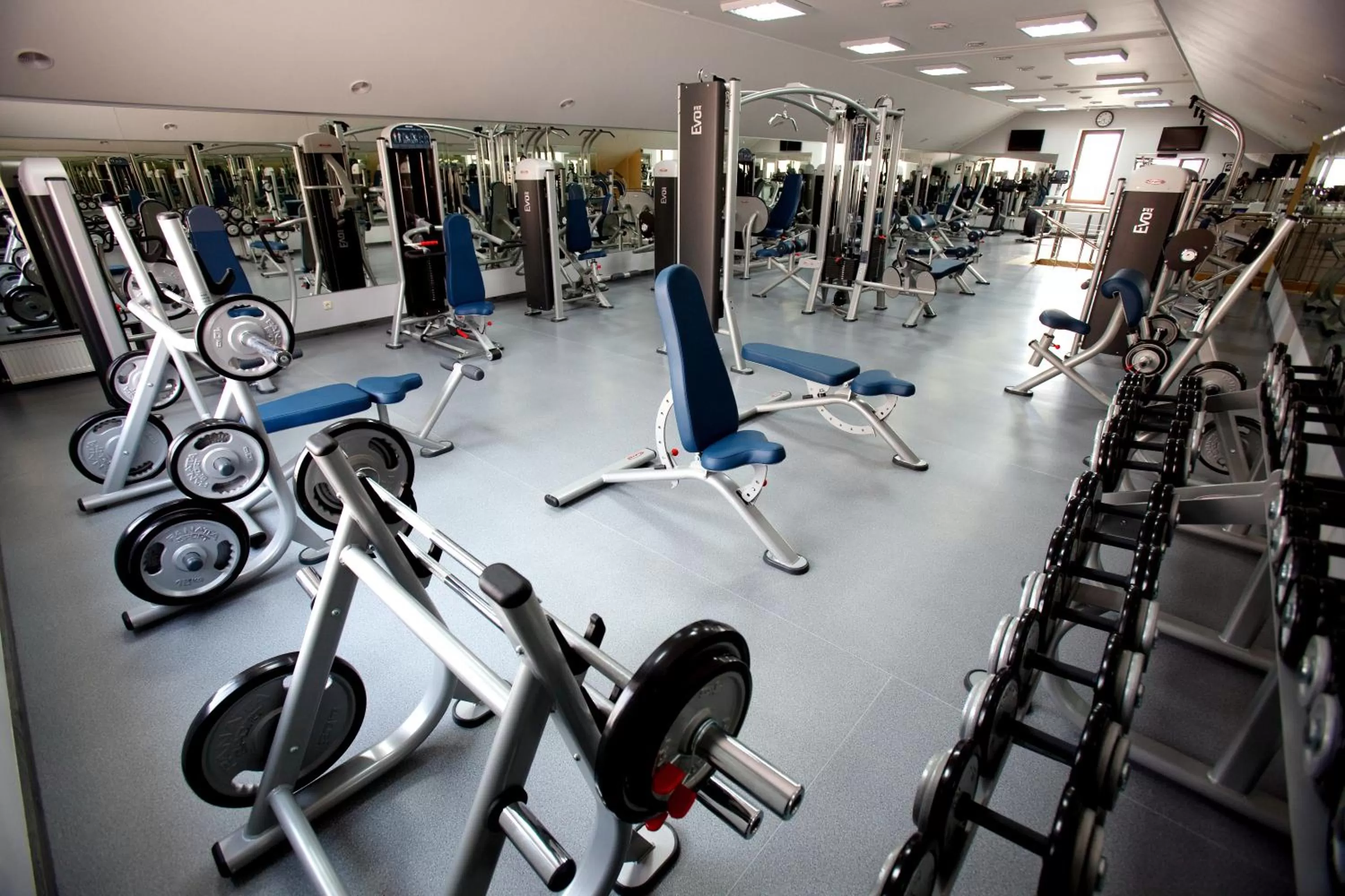 Fitness centre/facilities in CityClub Hotel