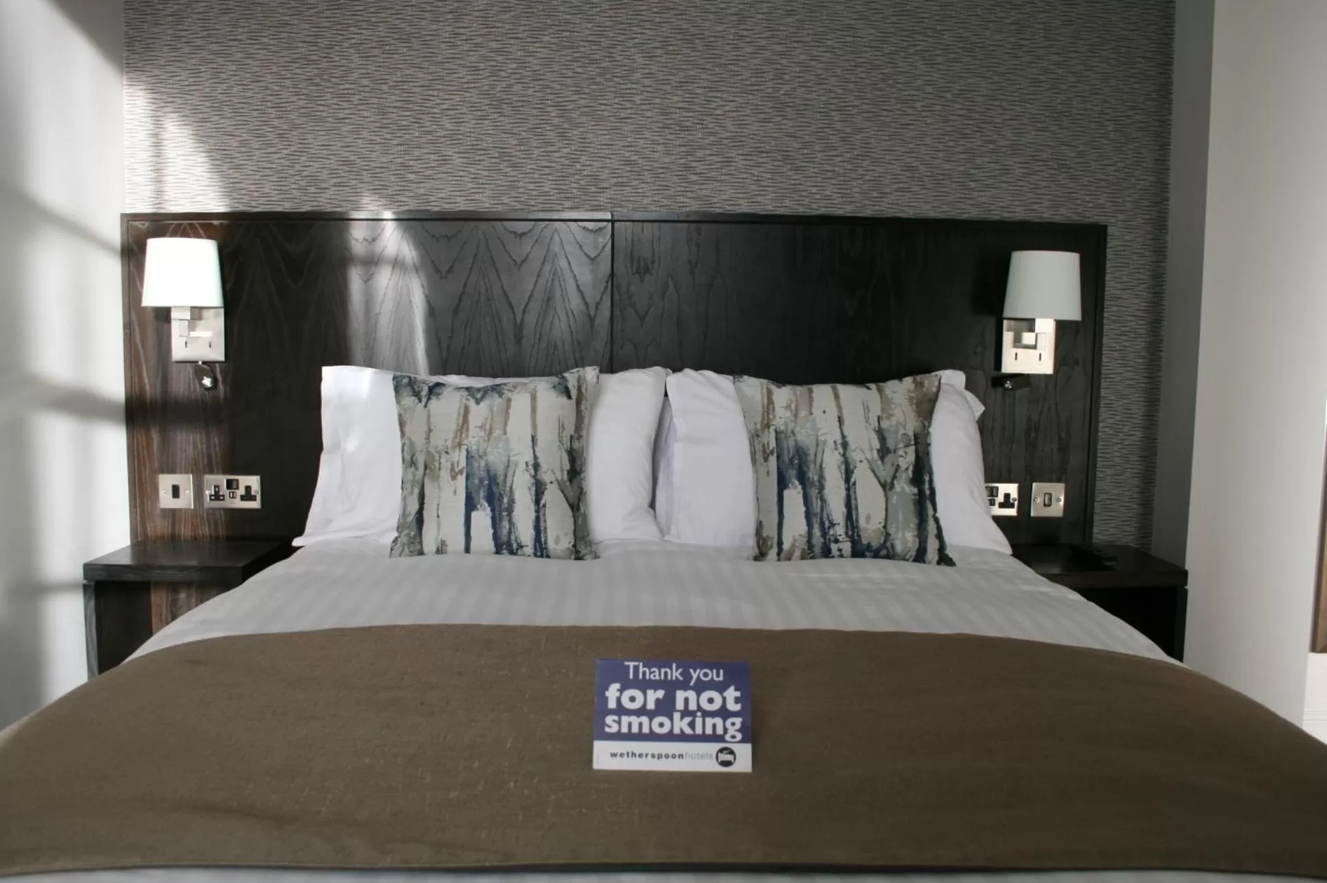 Bedroom, Bed in The Yarborough Hotel Wetherspoon