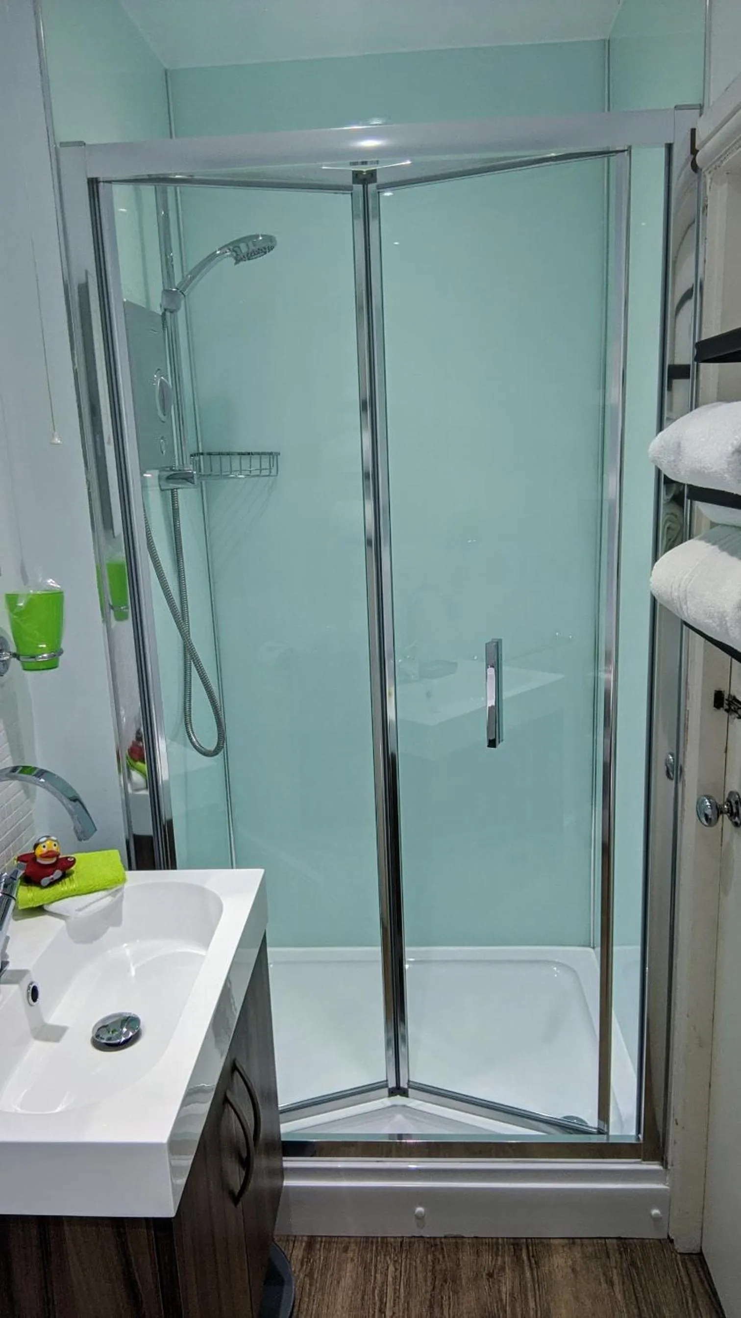 Bathroom in Ebor Lodge