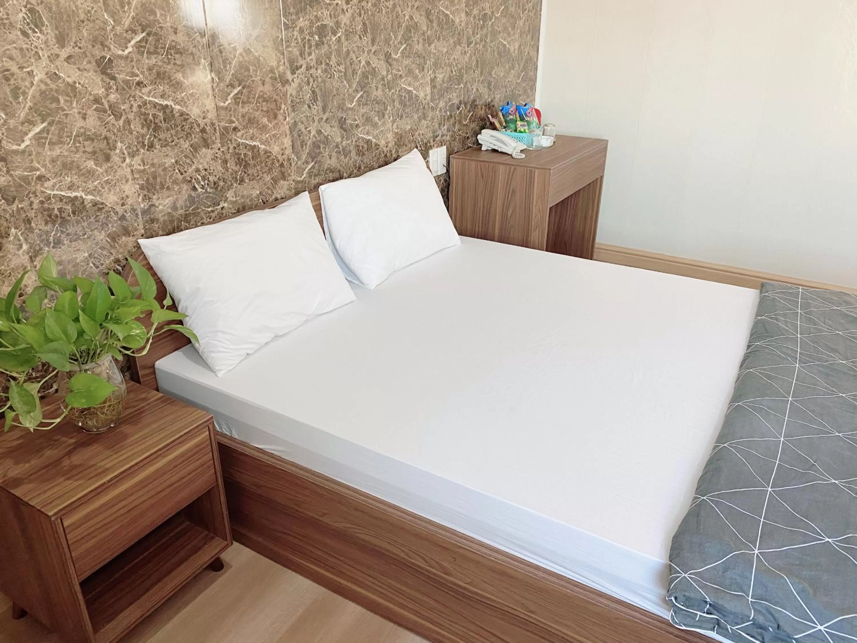 Bedroom, Bed in Đình Vũ 3 Motel