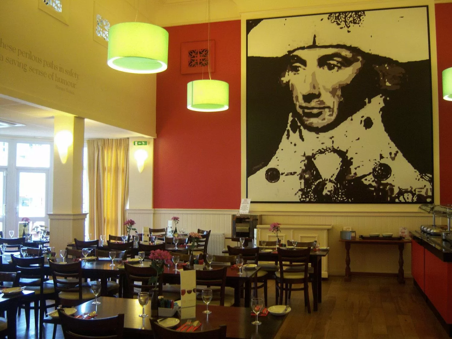 Restaurant/places to eat in Royal Maritime Hotel