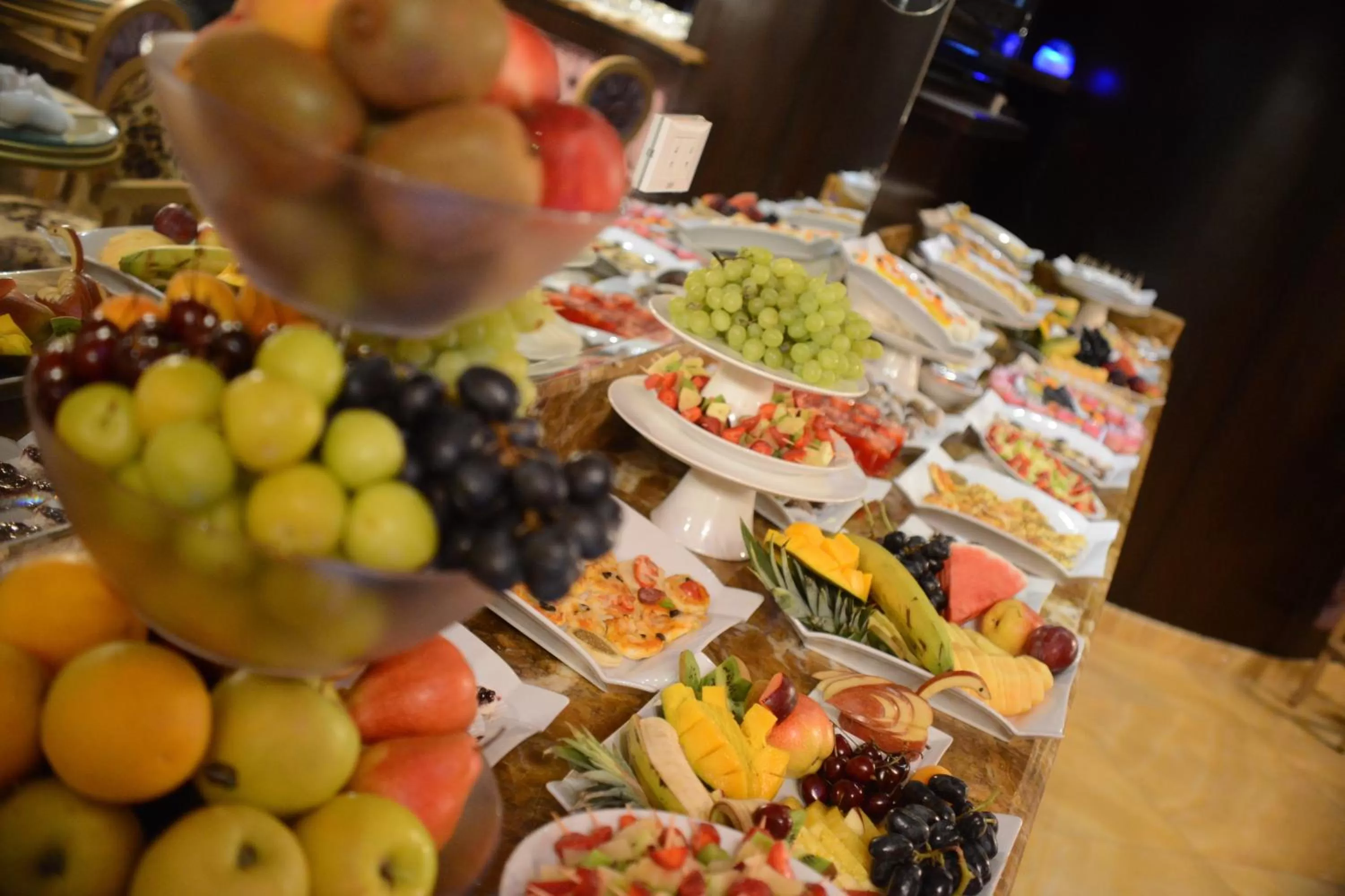 Restaurant/places to eat in Q Hotel