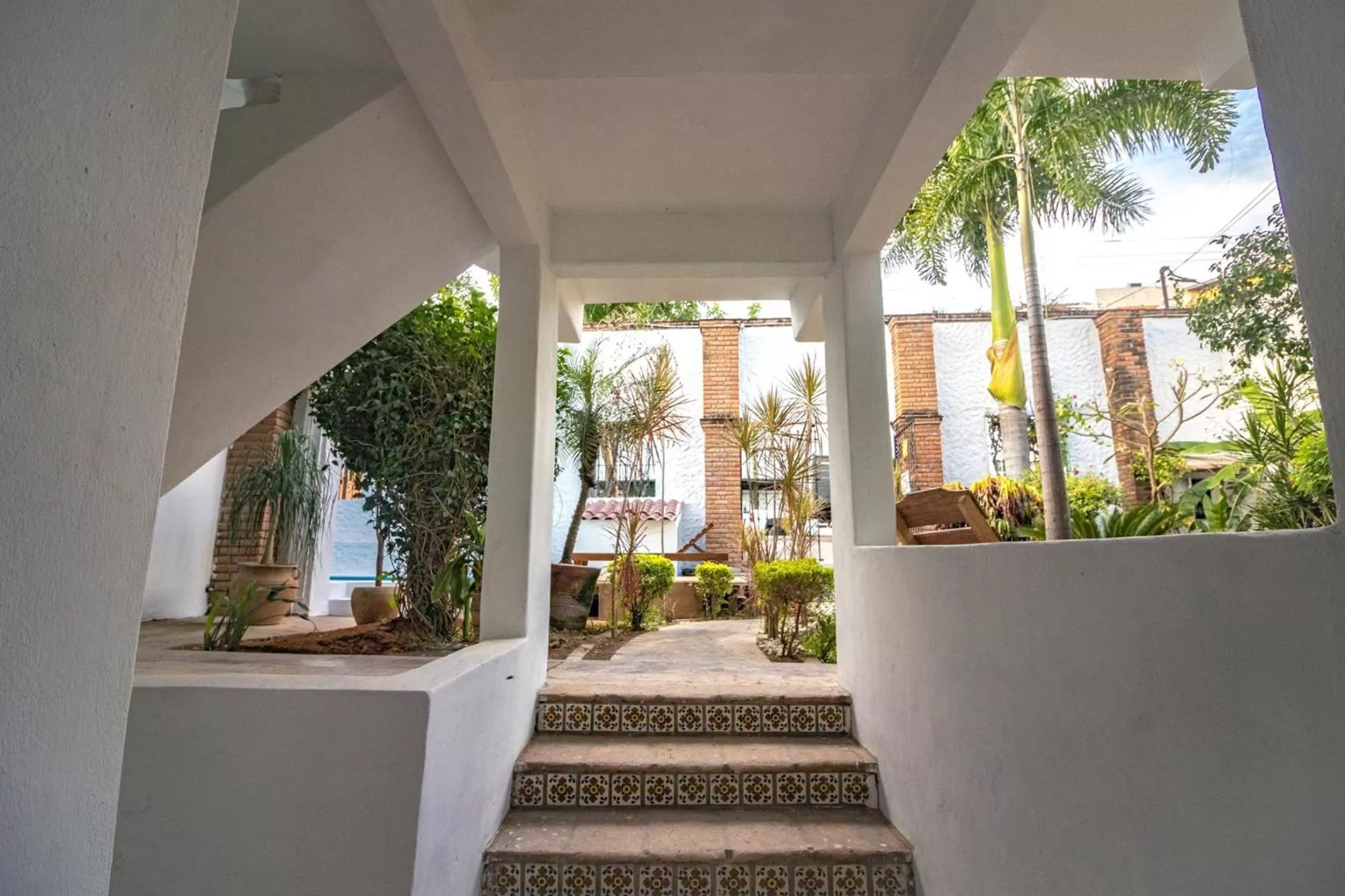 Garden view in Hotel Costa 55 Puerto Escondido