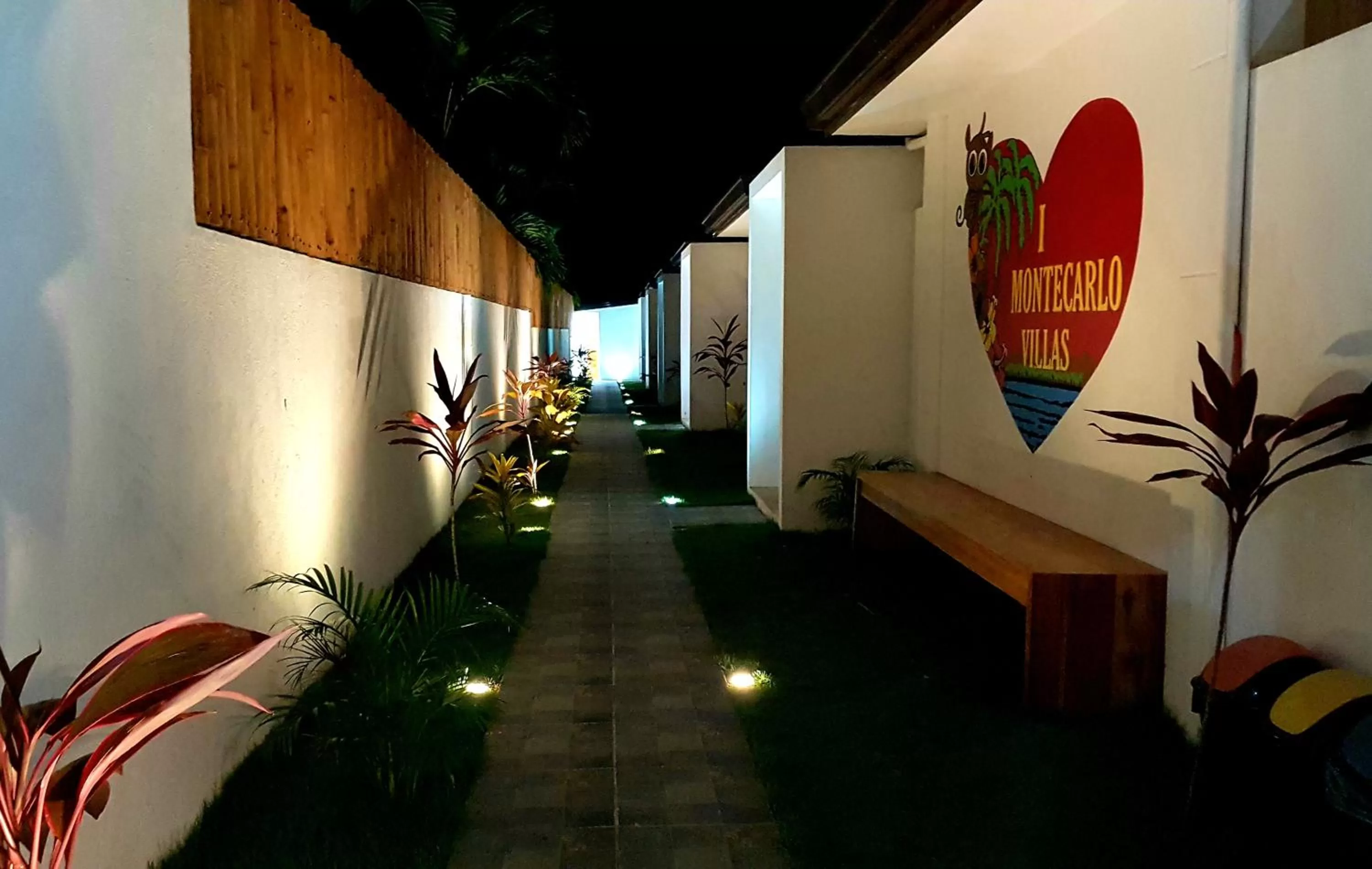 Facade/entrance in Montecarlo Villas Panglao