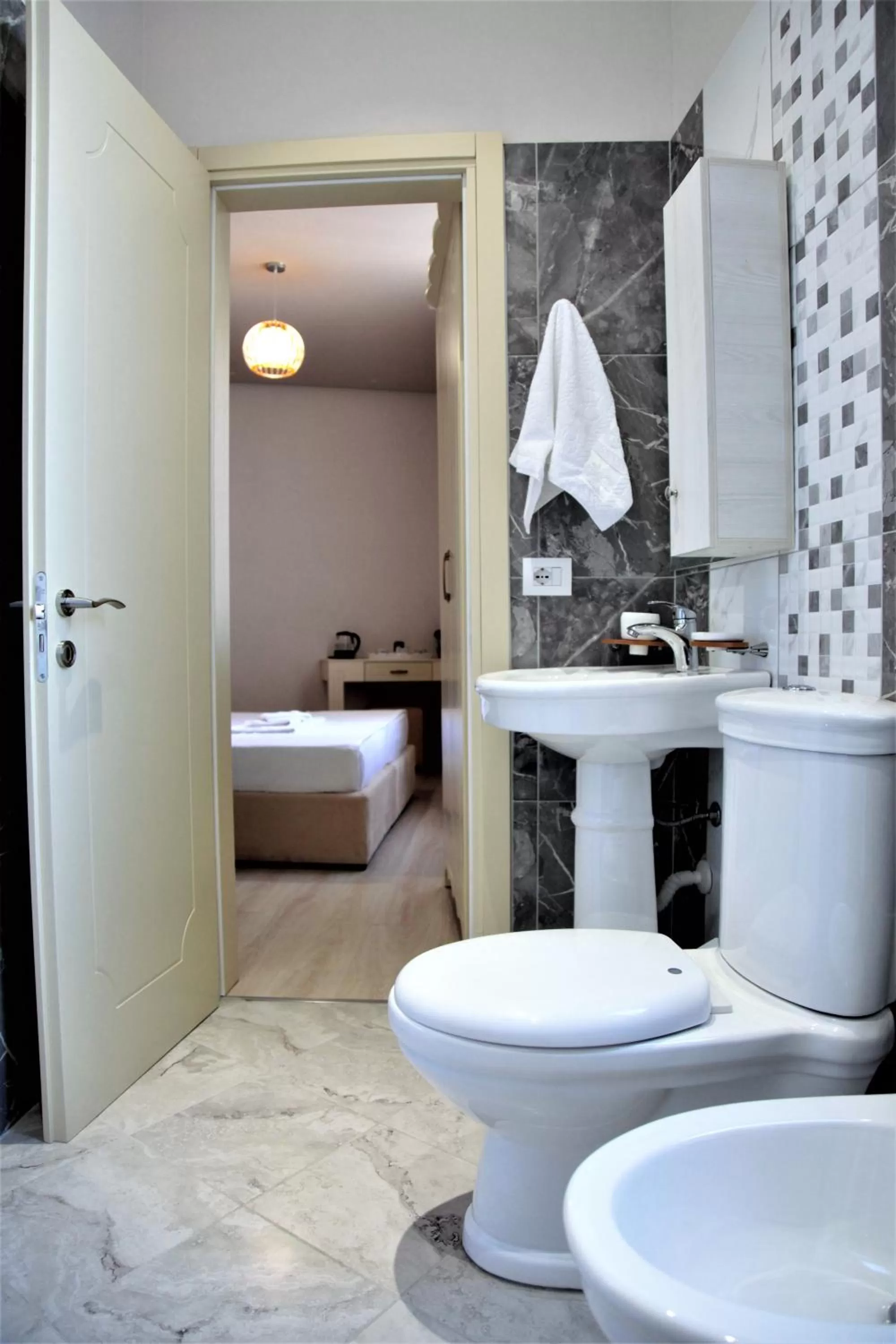 Standard Double Room in Hotel Veliera