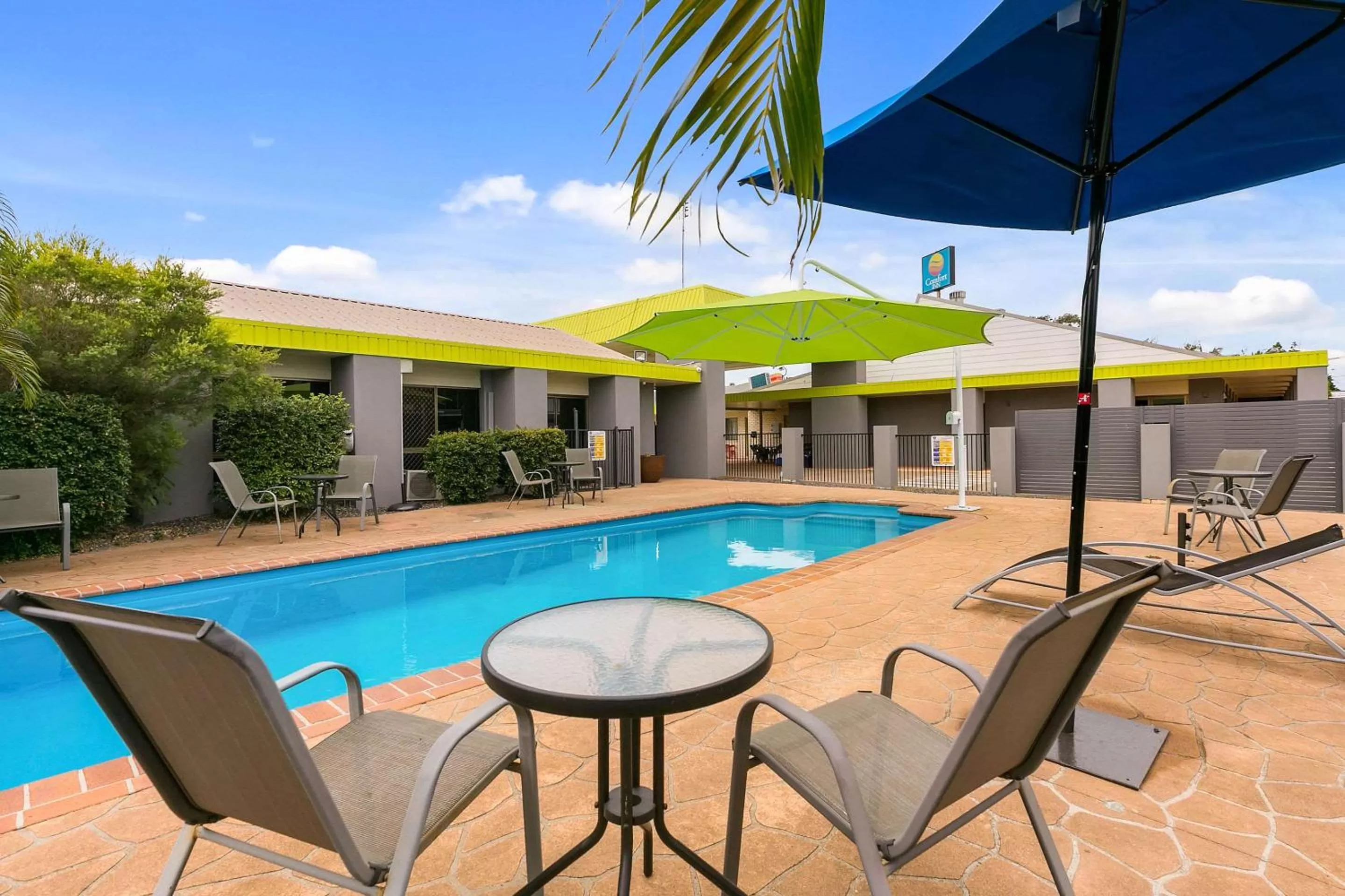 Patio in Comfort Inn on Main Hervey Bay