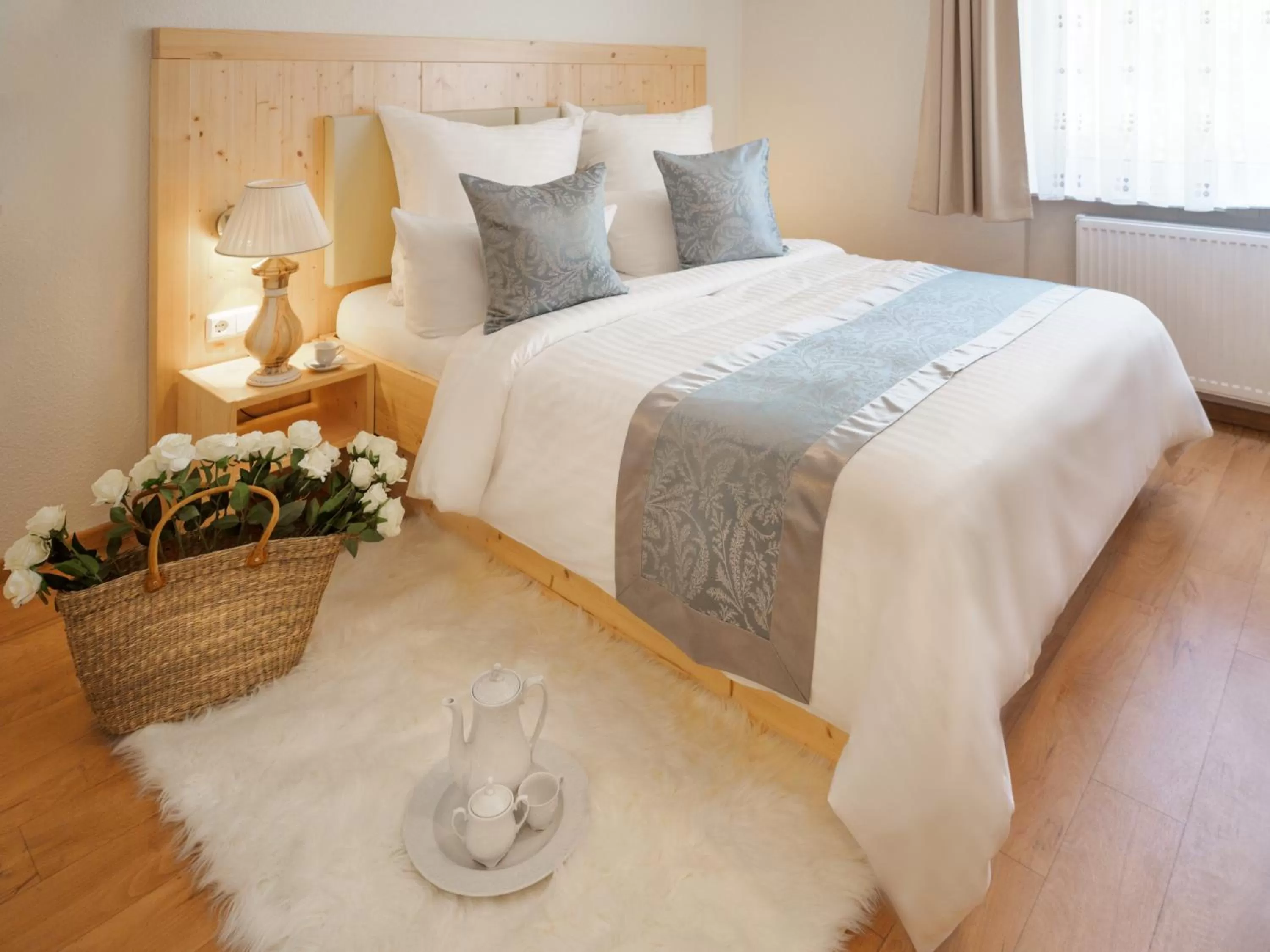 Bed in REGIOHOTEL Germania am Kurpark Bad Harzburg