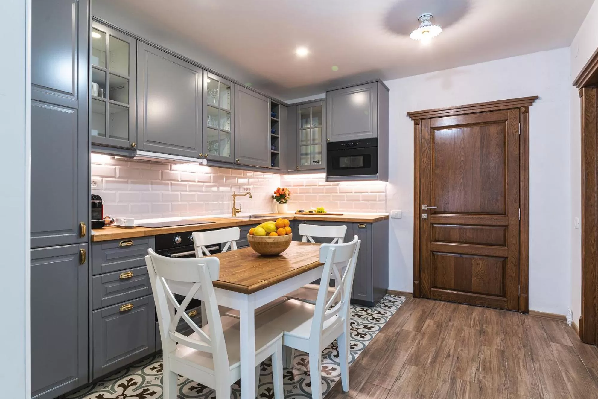 Kitchen or kitchenette in Nikolas Haus Central Location with Free Parking