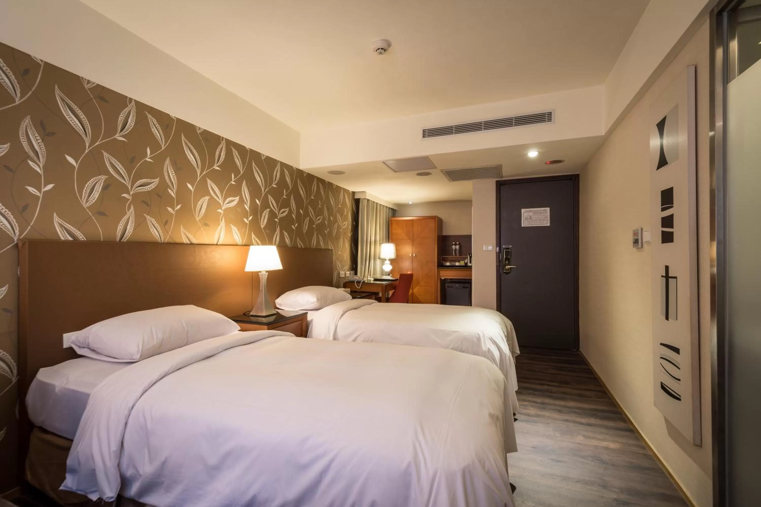 bunk bed, Bed in Delight Hotel