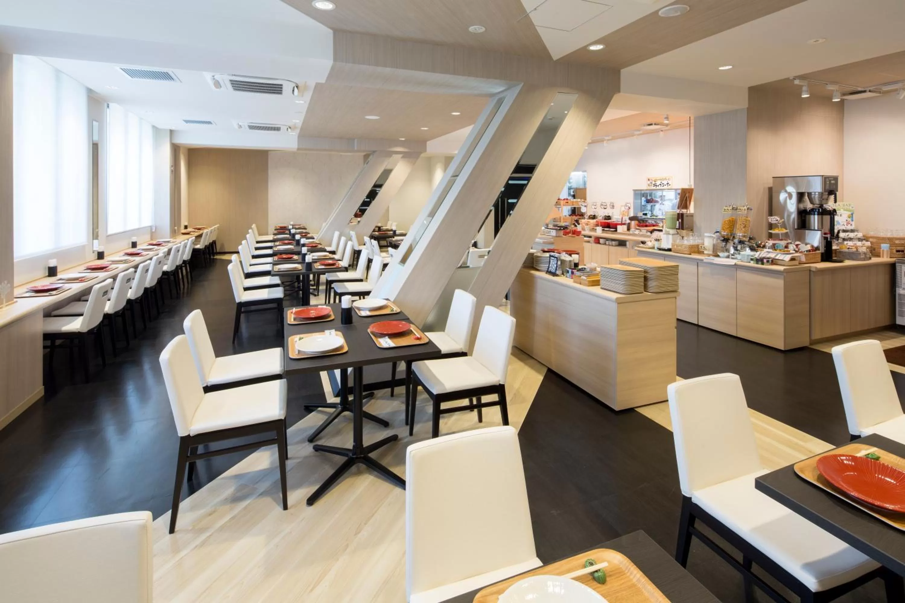 Restaurant/places to eat in Shizutetsu Hotel Prezio Hakataekimae