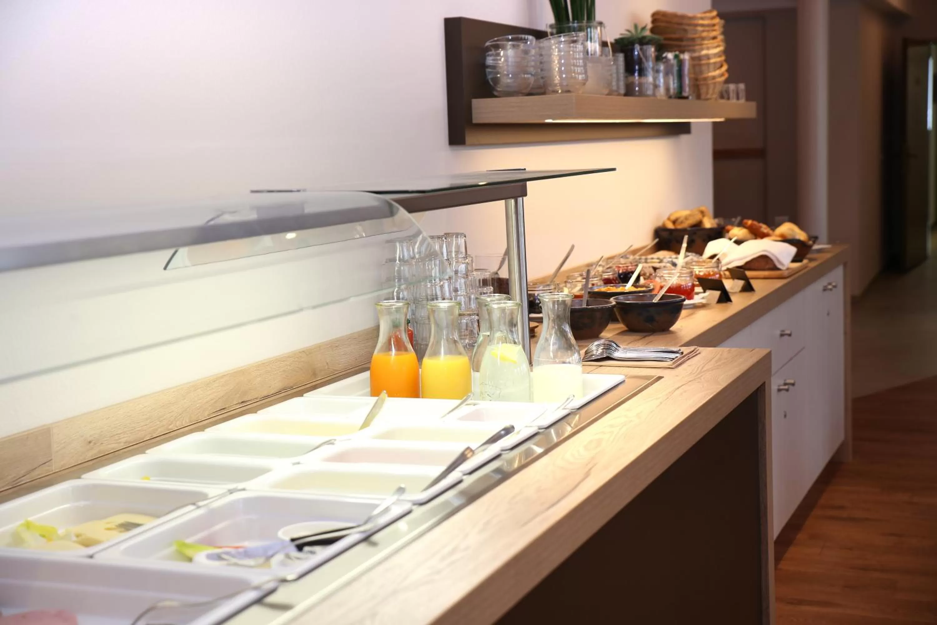 Buffet breakfast in Landgasthof Kreuz