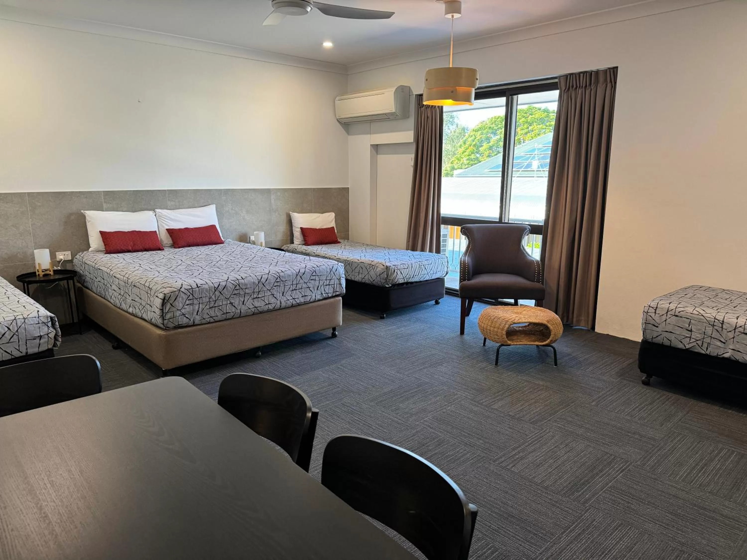 Bed in Longreach Motor Inn