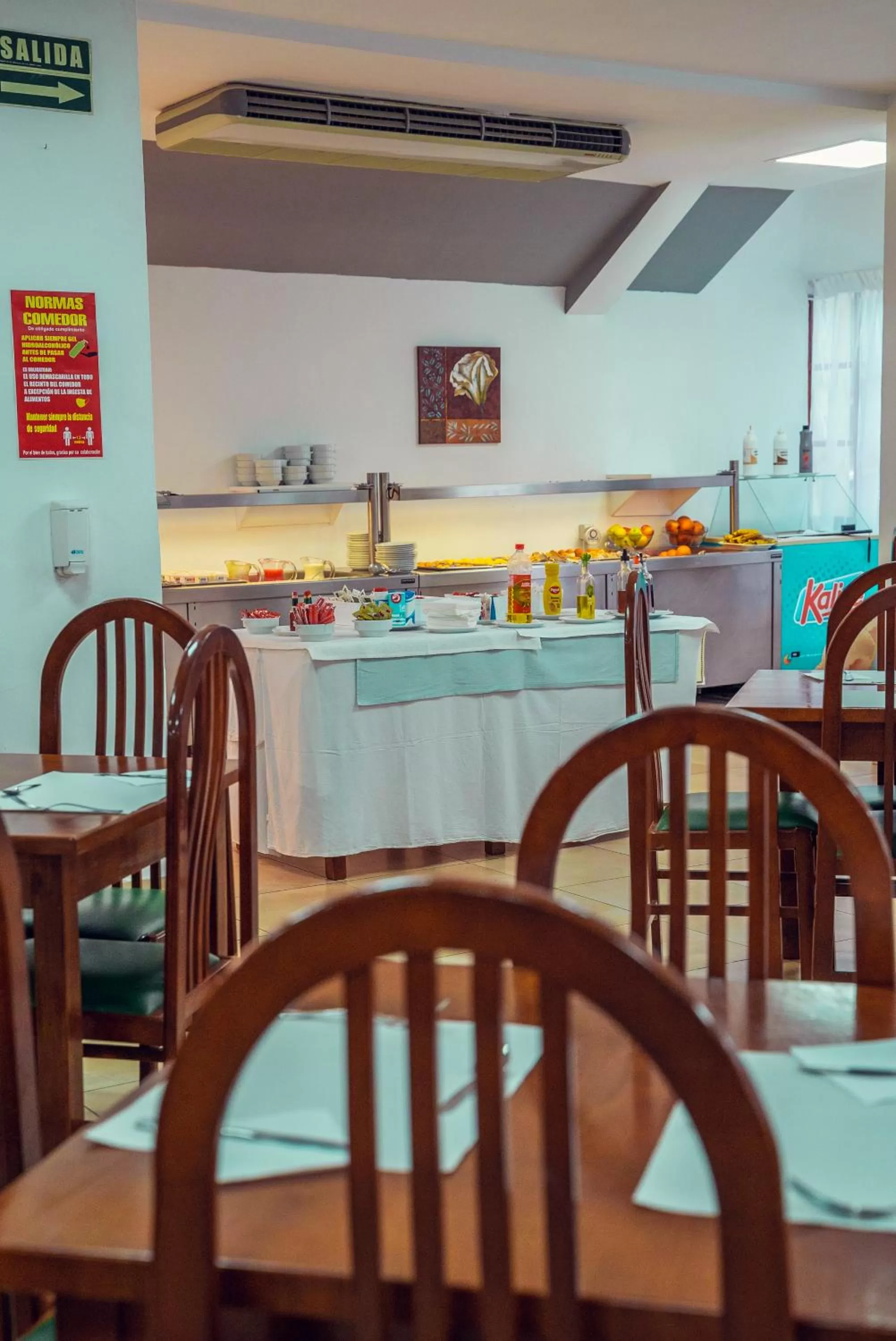 Restaurant/places to eat in Hotel Tropical