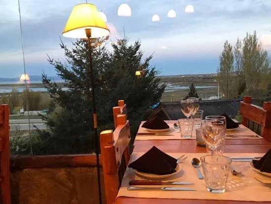 Restaurant/places to eat in Solares Del Sur