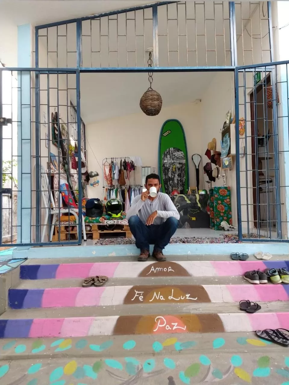 Communal lounge/ TV room in Hostel Das Canárias