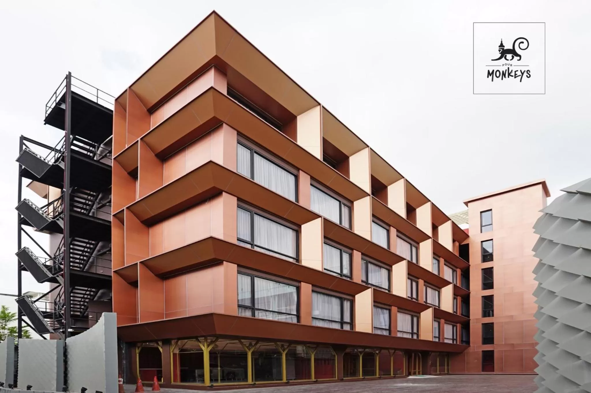Property building in 4 Monkeys Hotel