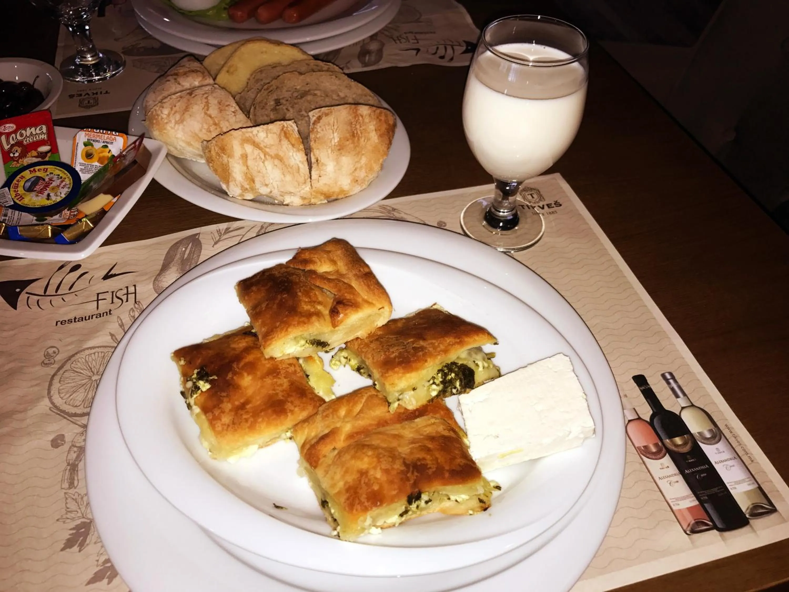 Breakfast in Hotel Aristocrat & Fish Restaurant