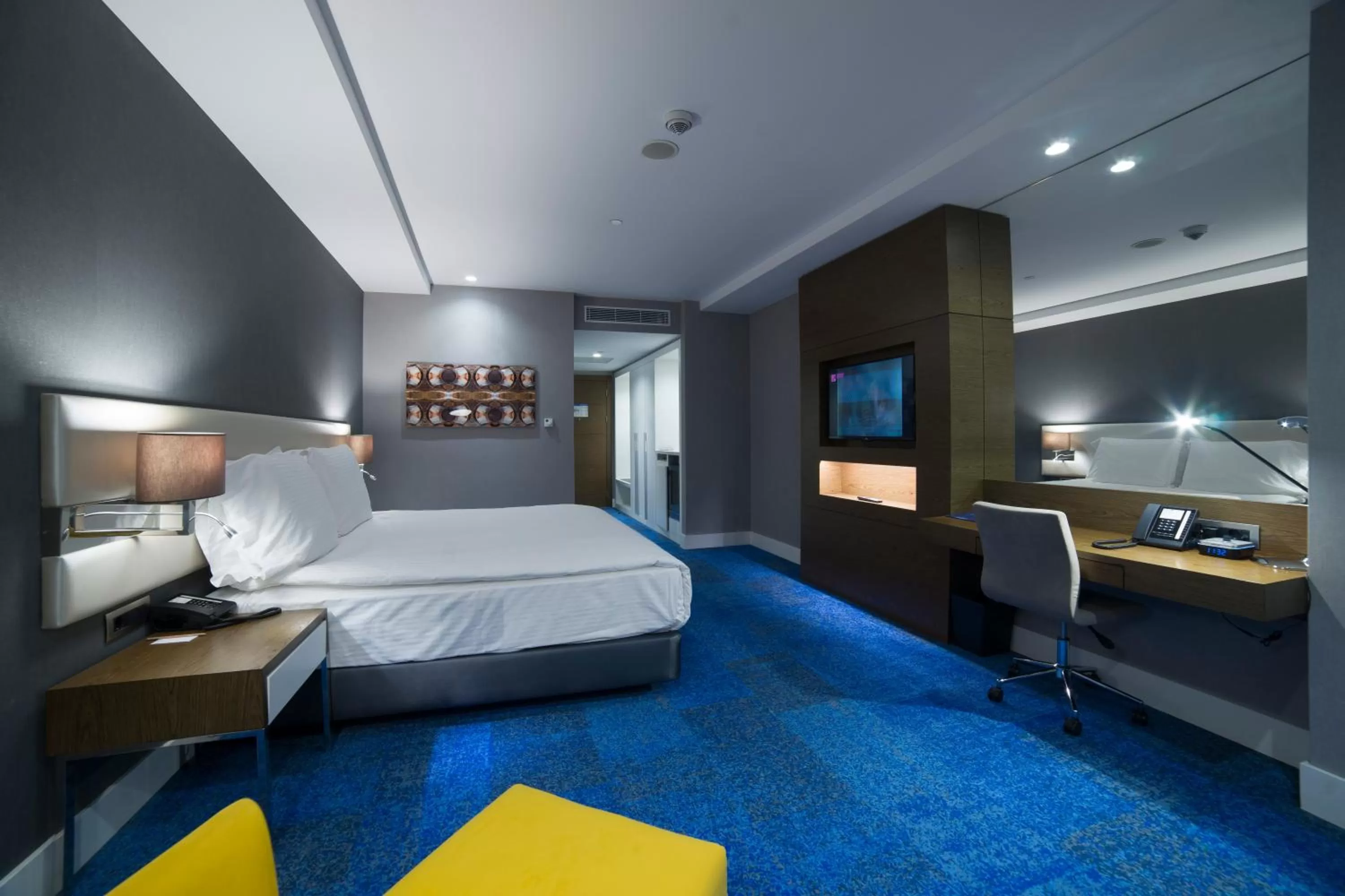 Photo of the whole room, Bed in Radisson Blu Hotel, Kayseri