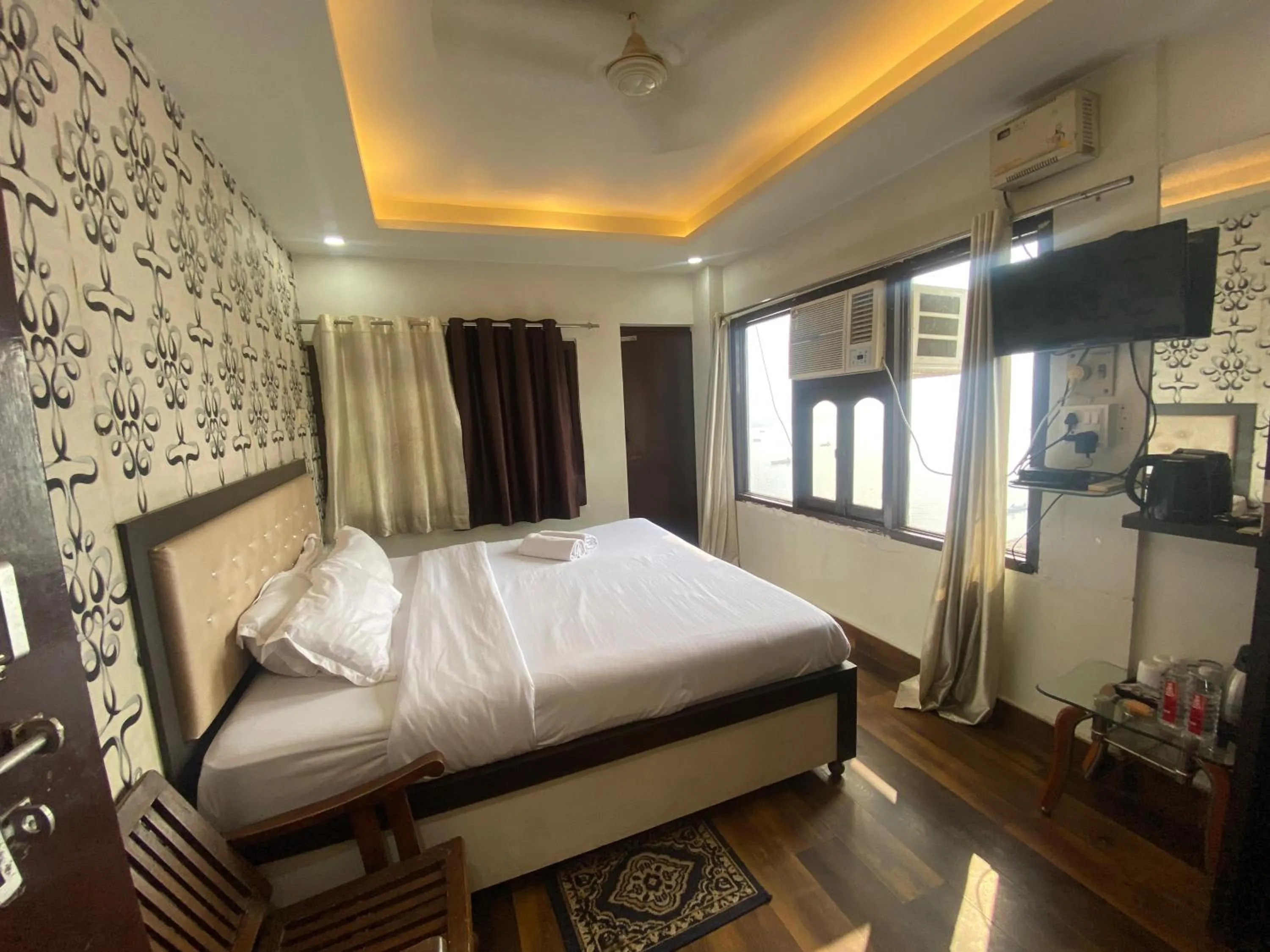 Bedroom in Hotel Sita (place on the heritage ghats of benaras)