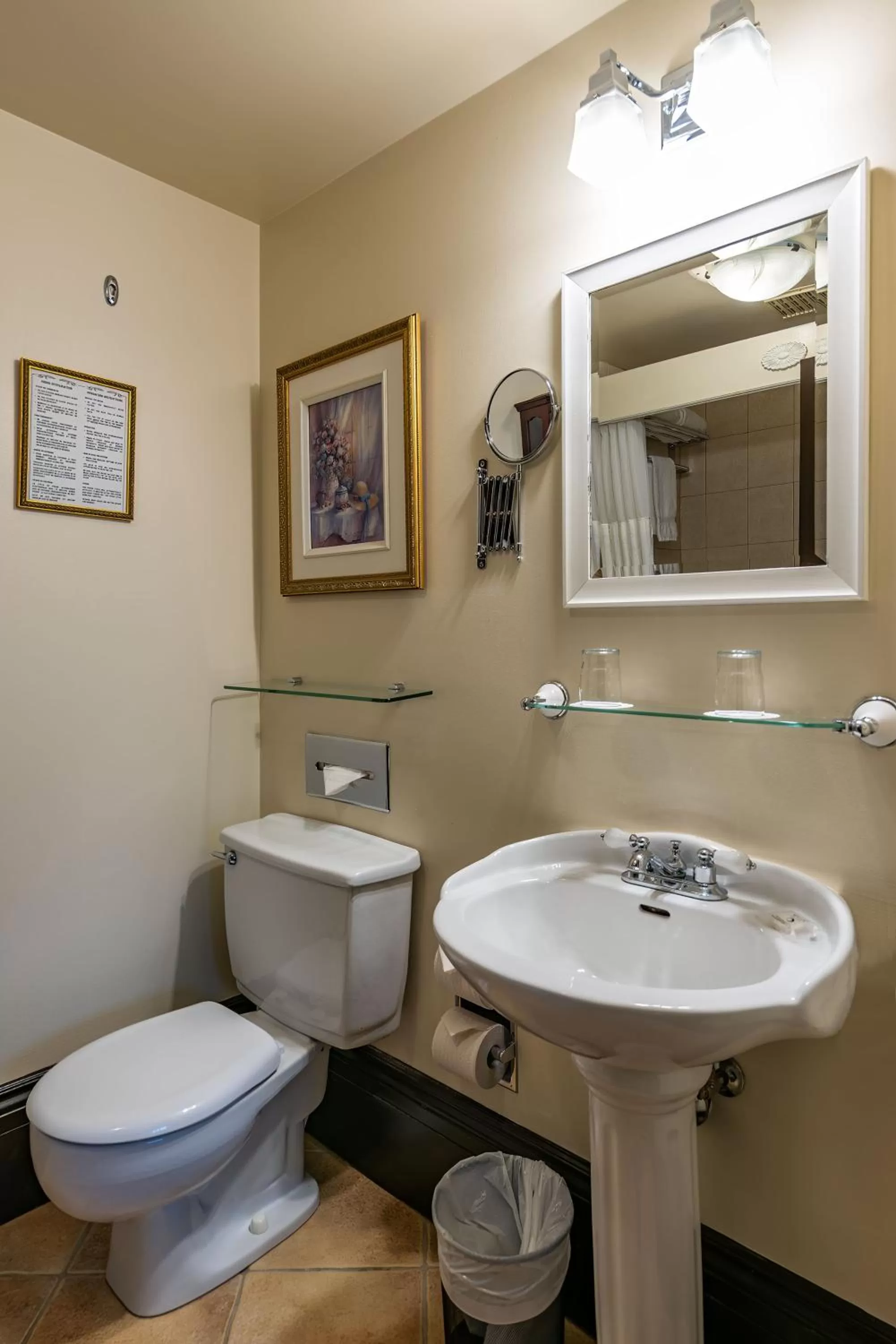 Bathroom in Le Clos Saint-Louis - Par Aneyro