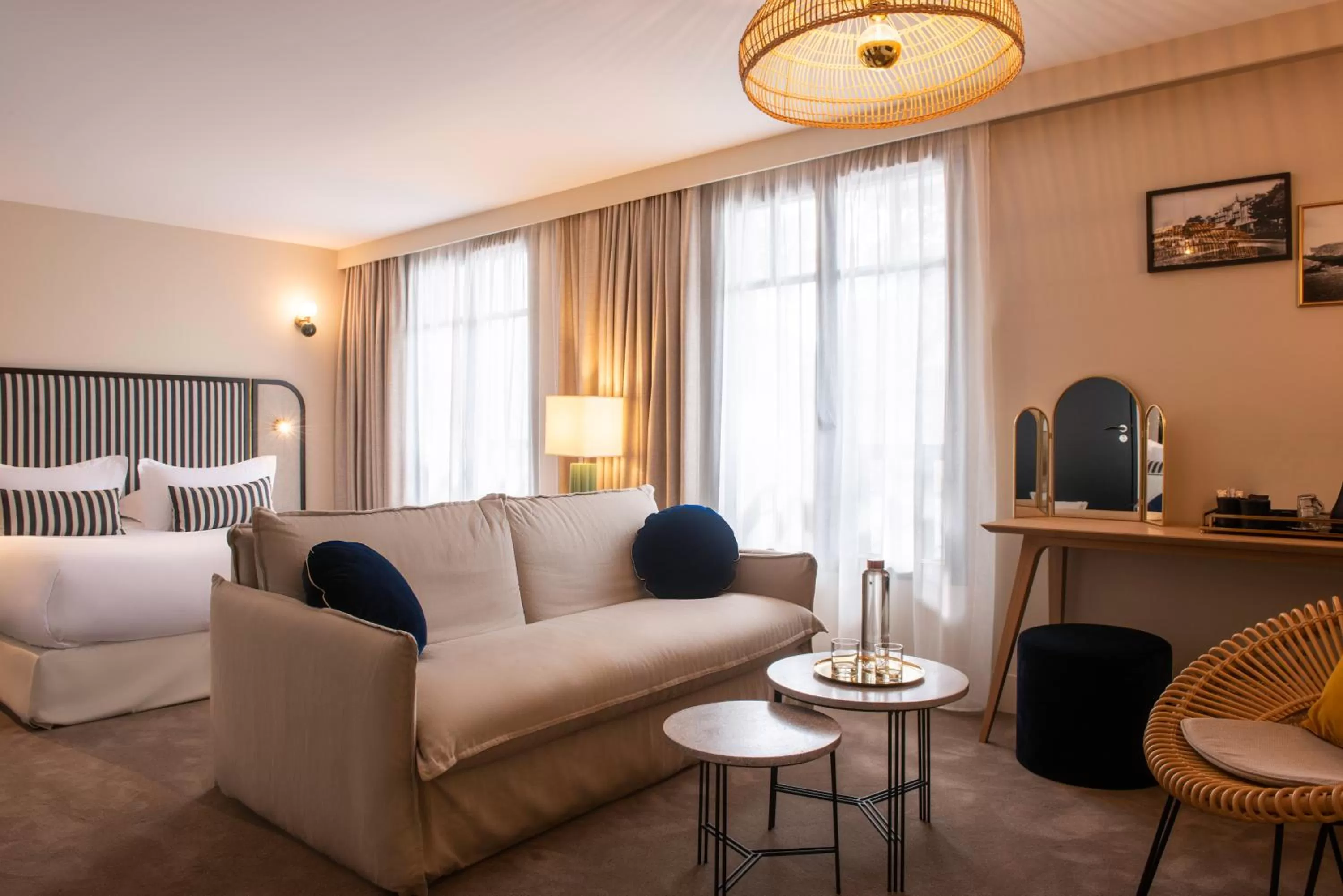 Photo of the whole room, Bed in Le Celtique & Spa