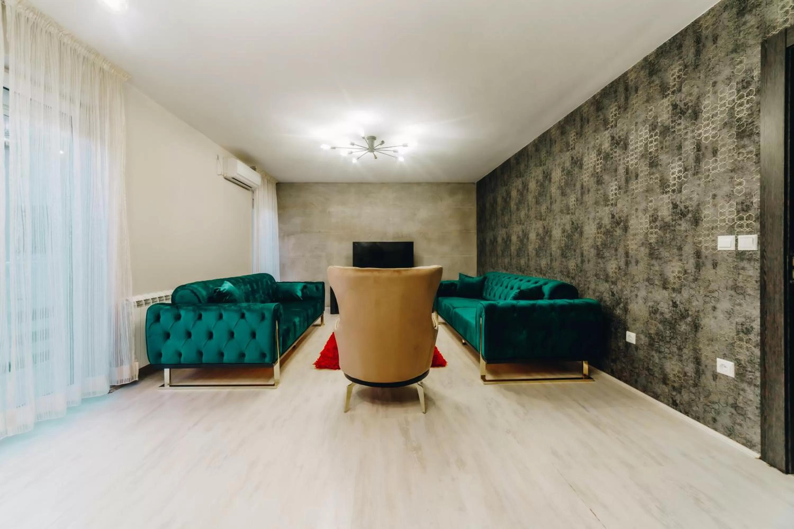 Garni Hotel Radović