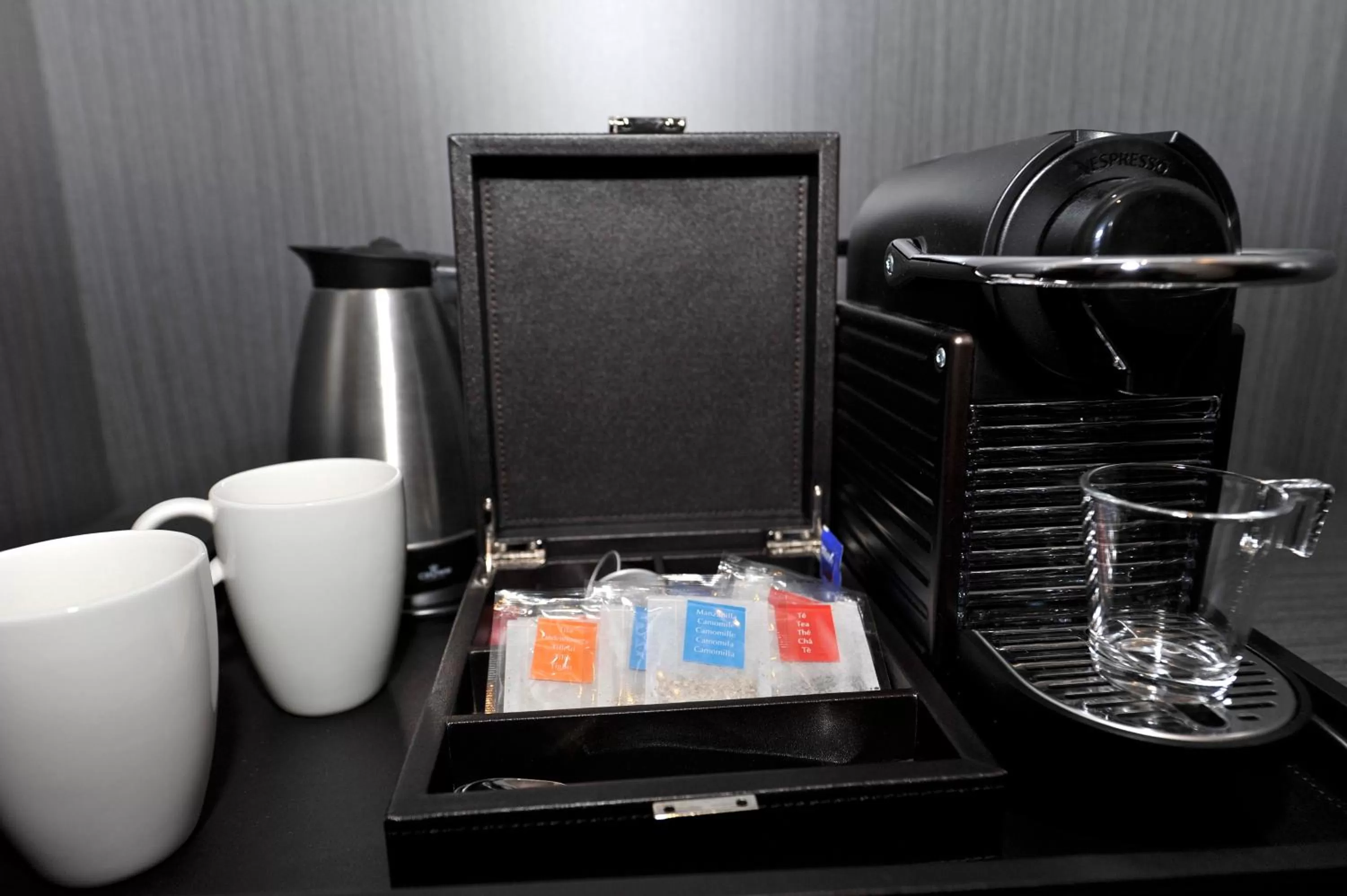 Photo of the whole room in Hotel Indigo Barcelona - Plaza Catalunya 4Sup by IHG