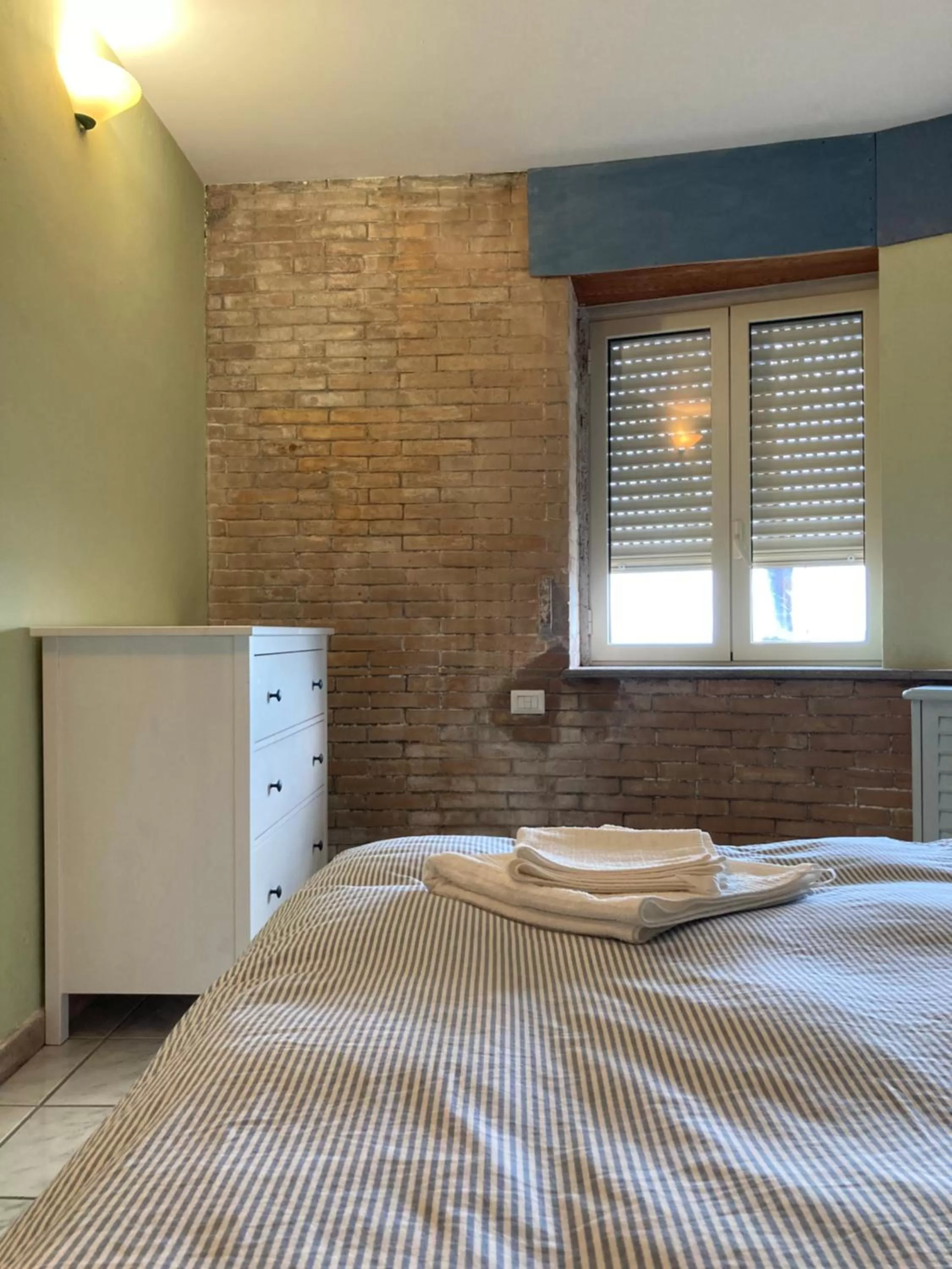 Bedroom, Bed in Aci Brezza di Mare