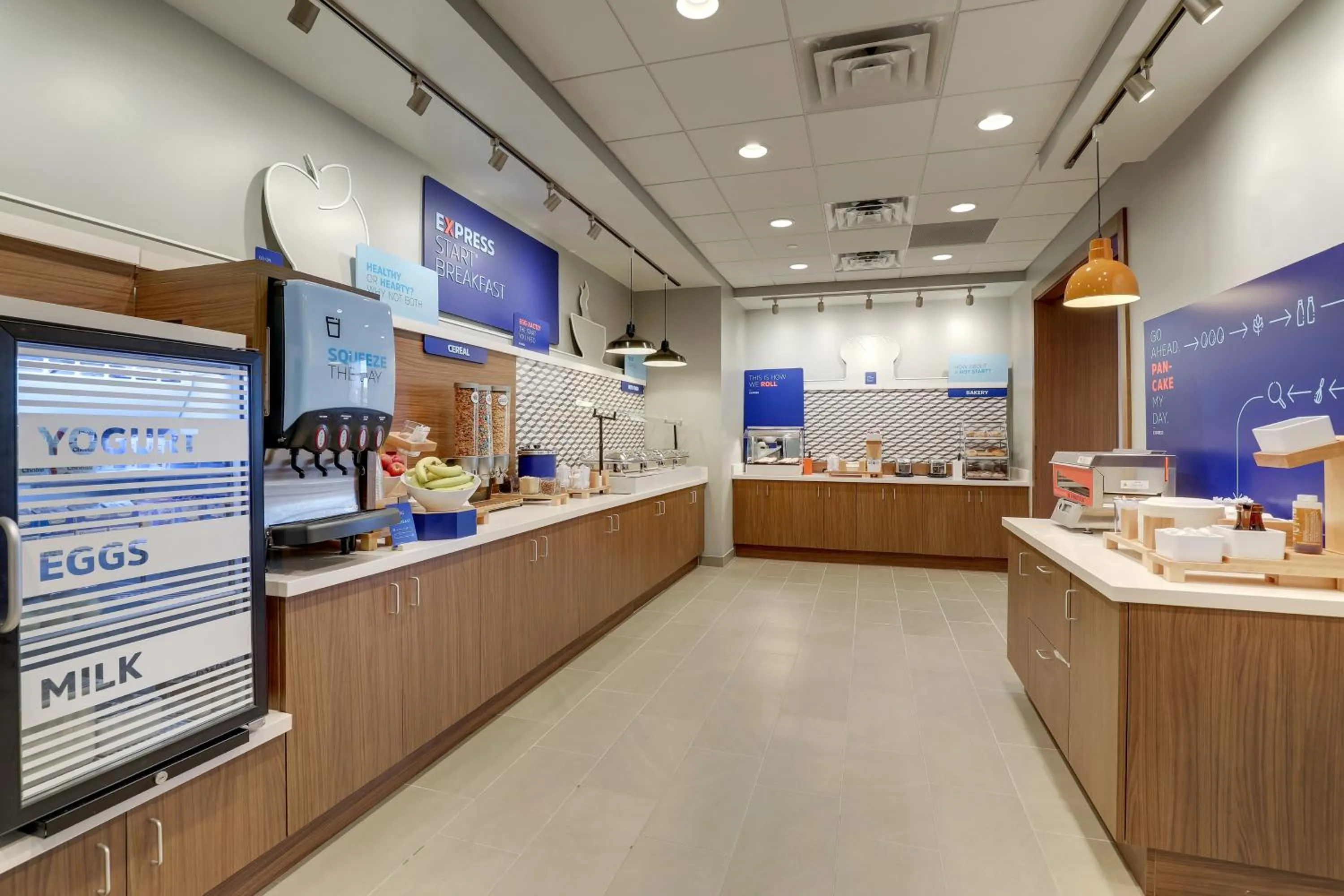 Breakfast in Holiday Inn Express Holly Springs - Raleigh Area by IHG