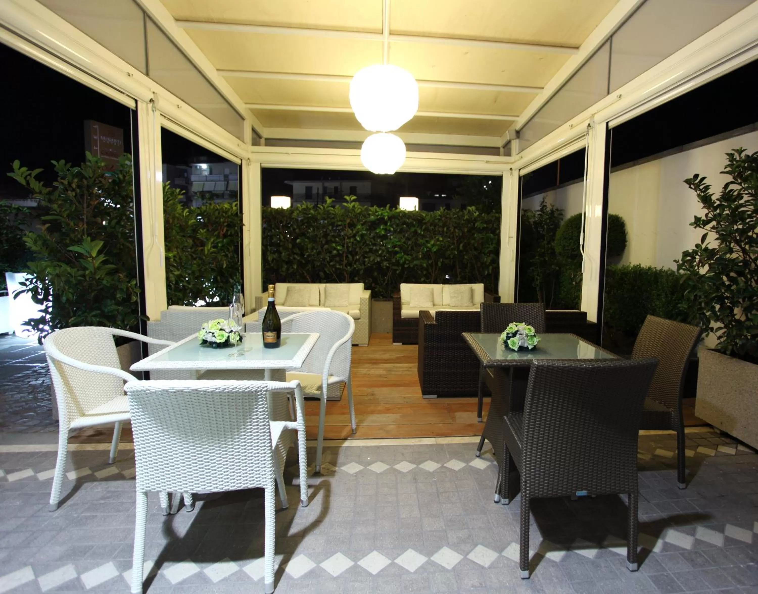 Business facilities in Hotel Briganti